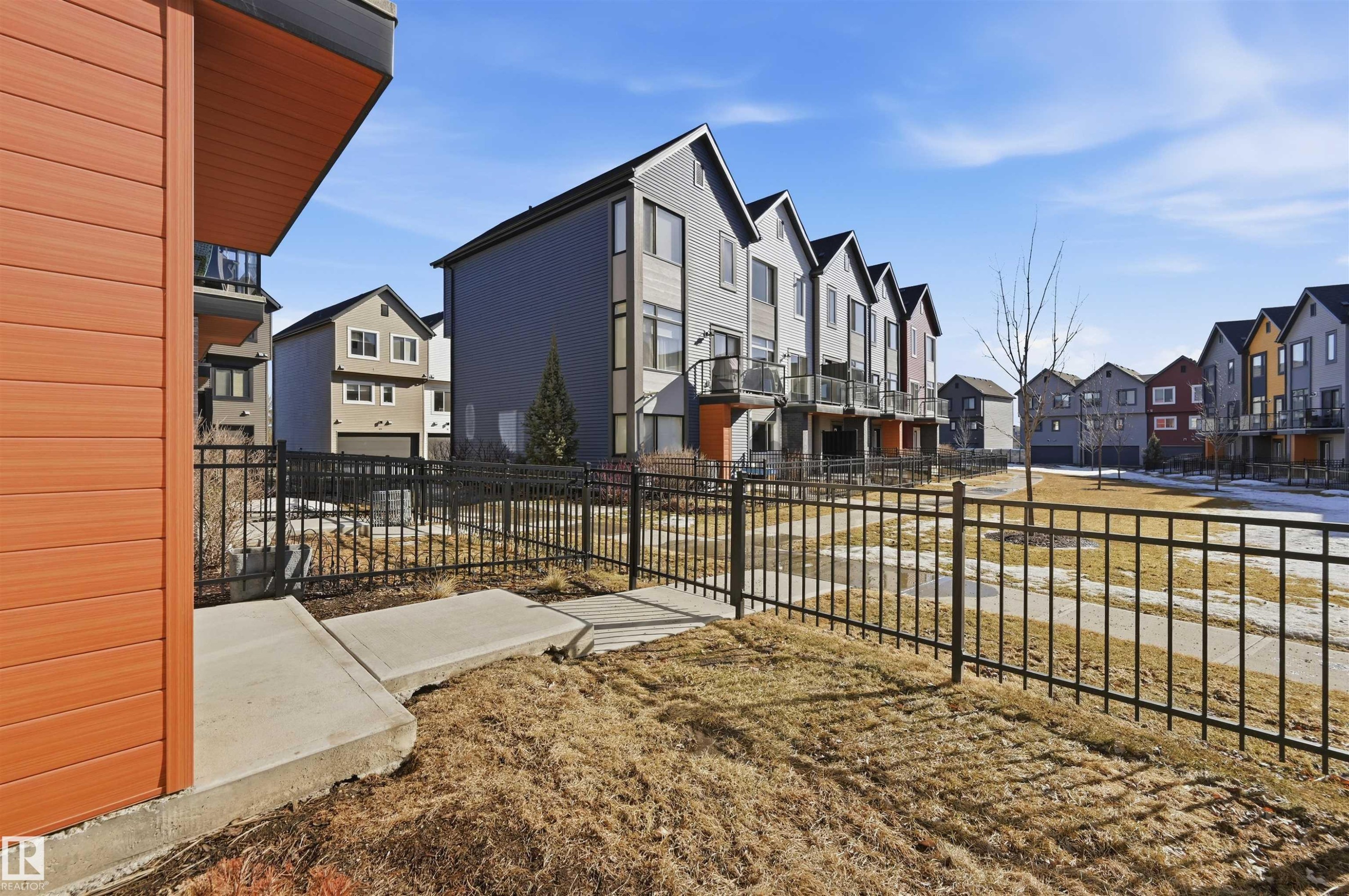 85 1010 Rabbit Hill Road, Edmonton, AB - Outdoor