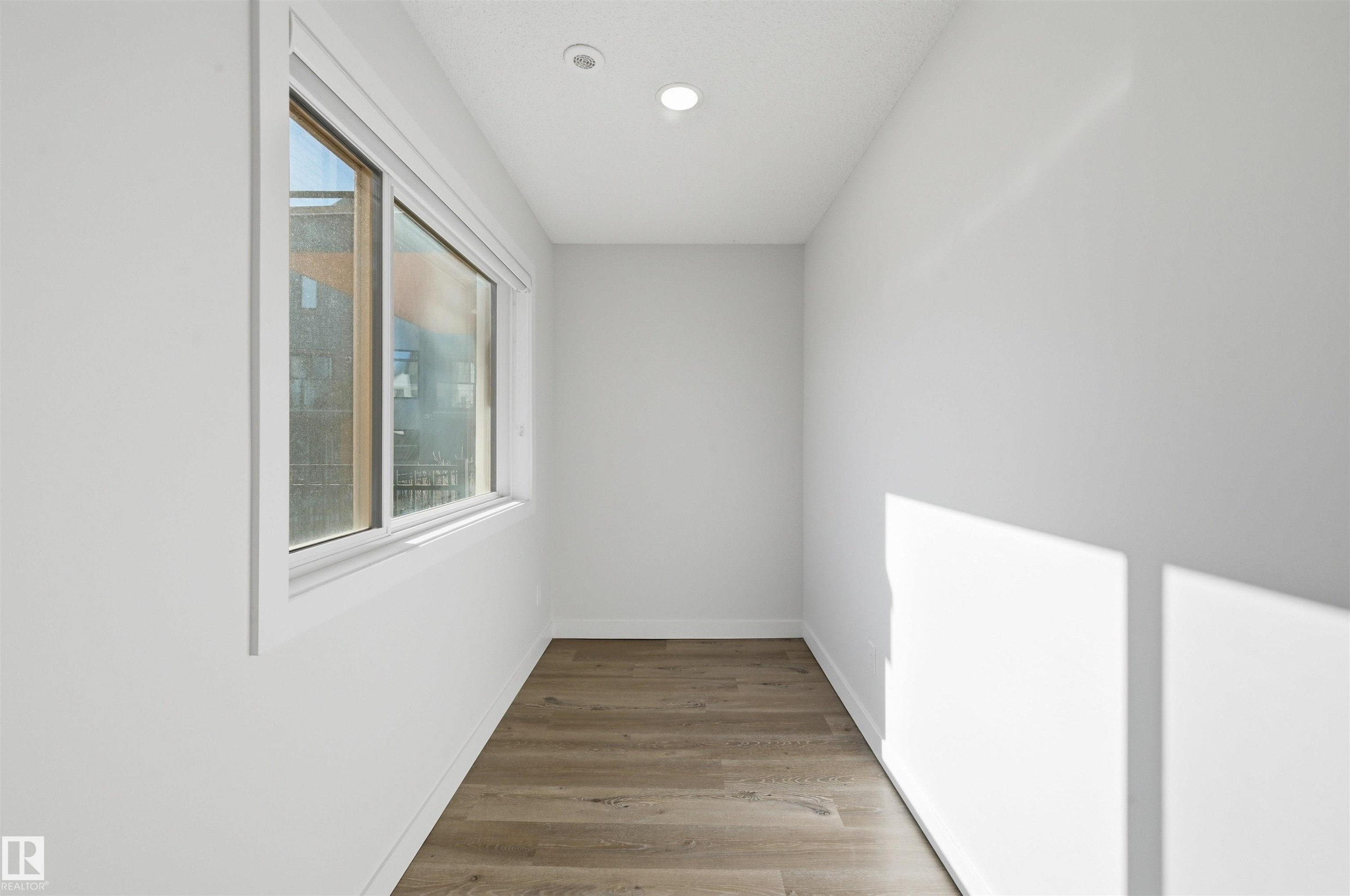 85 1010 Rabbit Hill Road, Edmonton, AB - Indoor Photo Showing Other Room