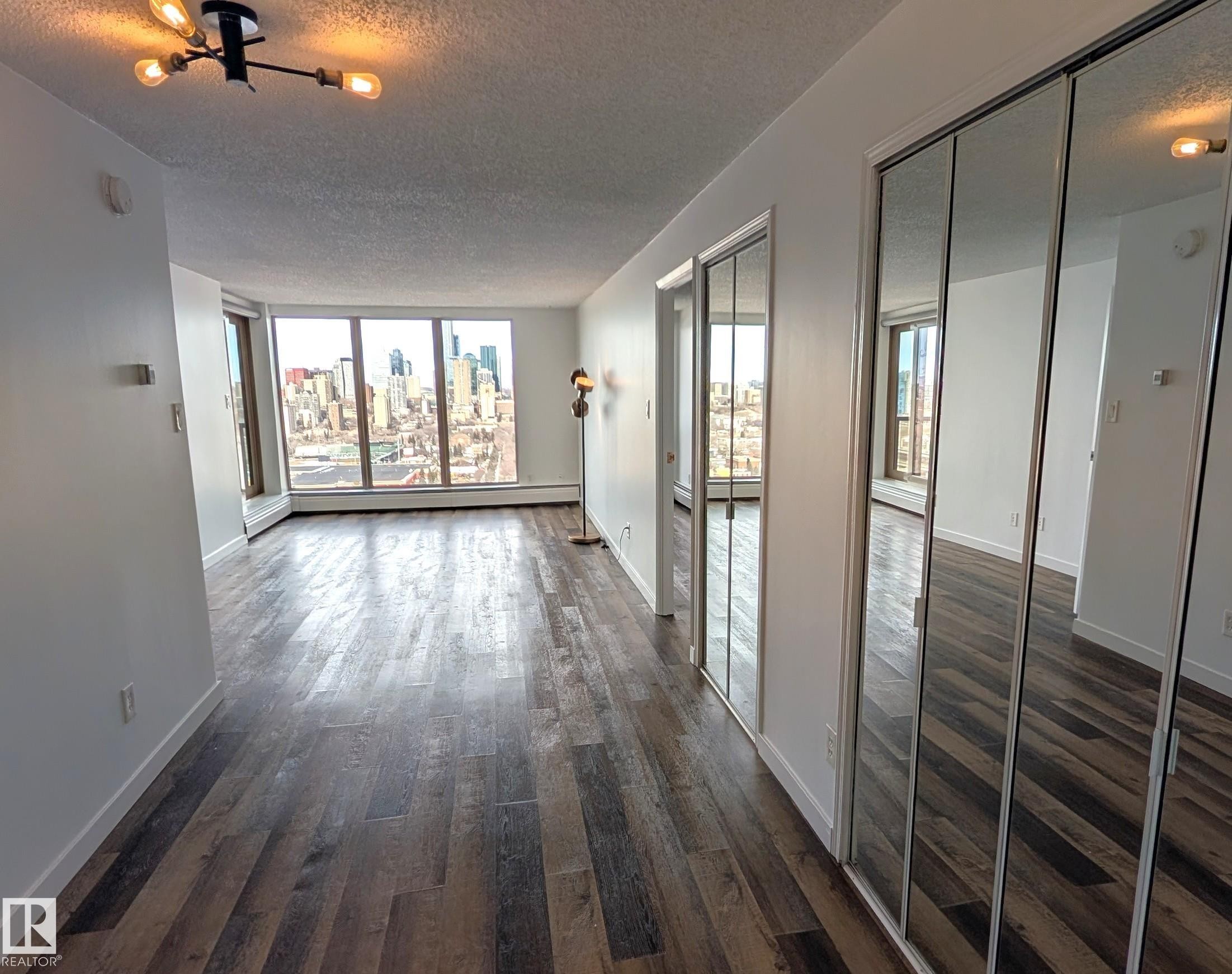 1307 10149 Saskatchewan Drive, Edmonton, AB - Indoor Photo Showing Other Room