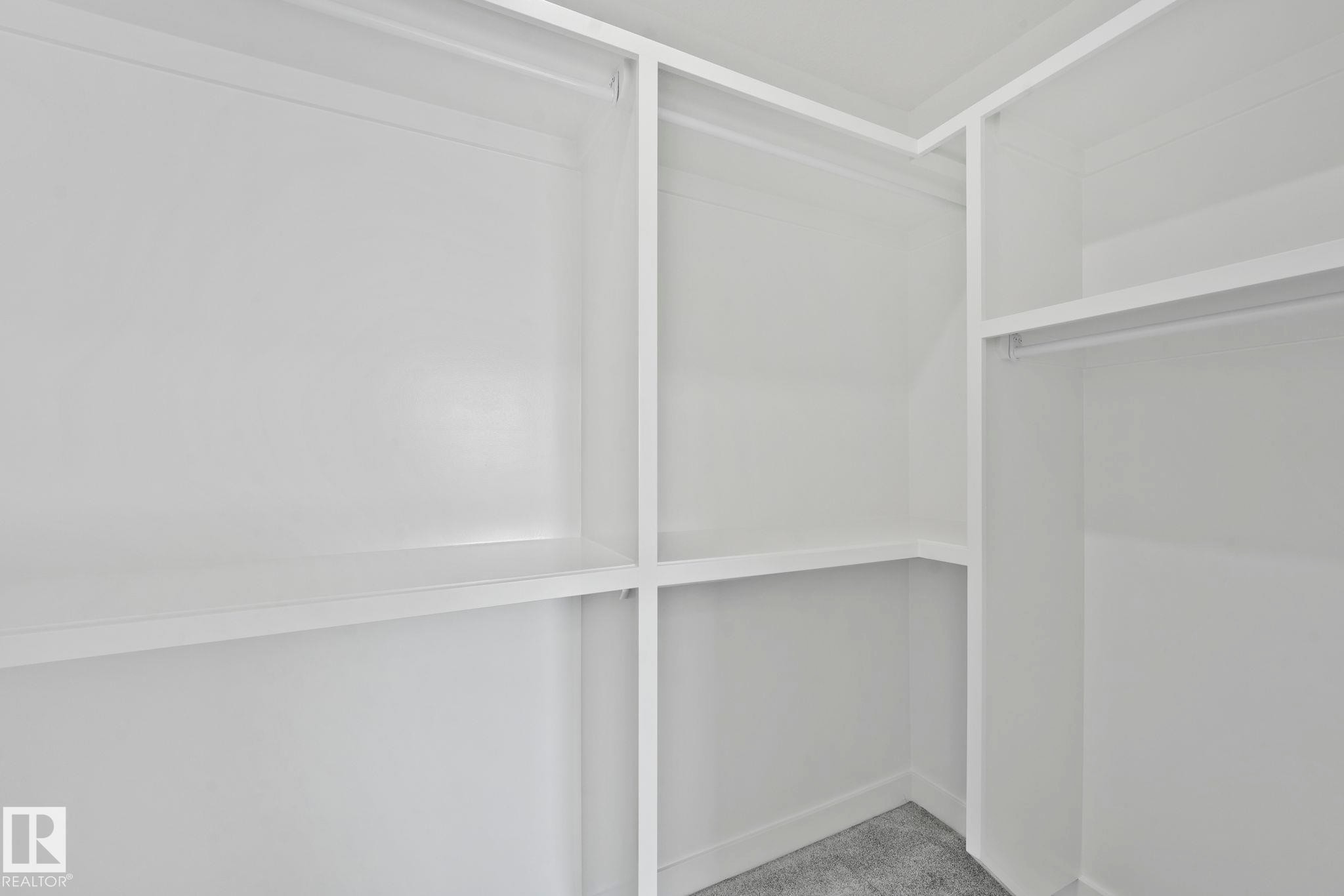 3140 Magpie Wy, Edmonton, AB - Indoor Photo Showing Other Room