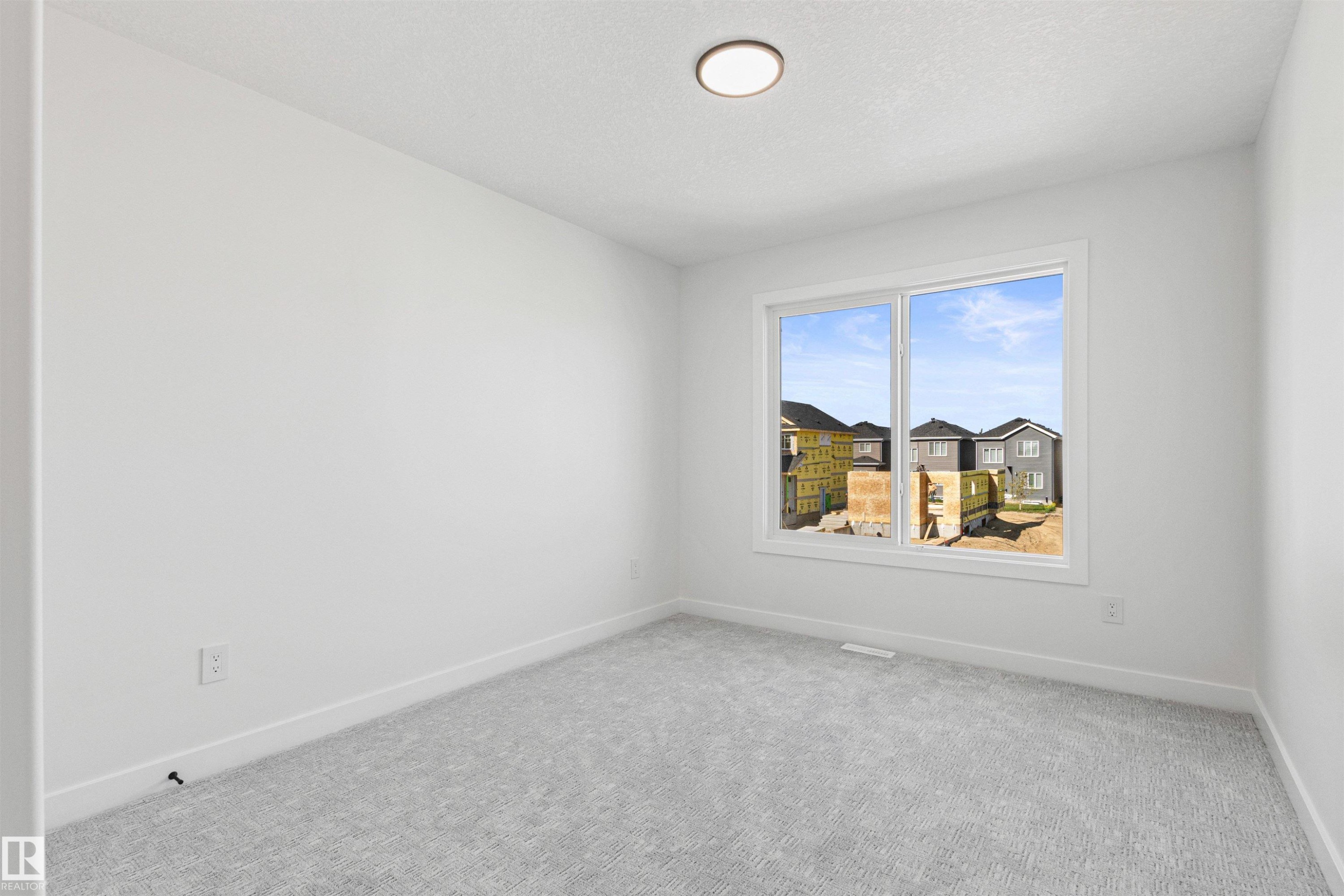 3331 Chickadee Drive, Edmonton, AB - Indoor Photo Showing Other Room