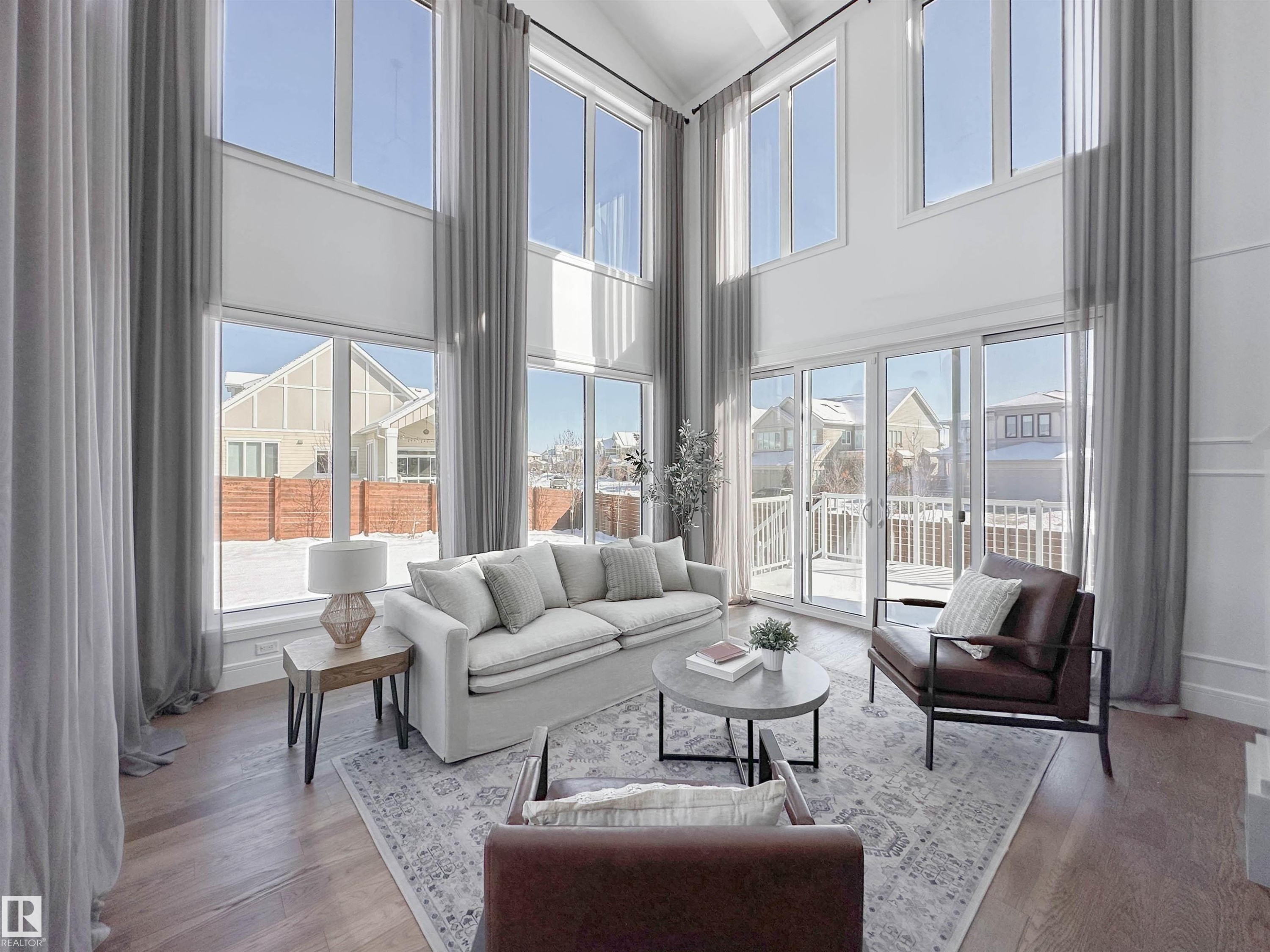 7 Jubilation Drive, St. Albert, AB - Indoor Photo Showing Living Room