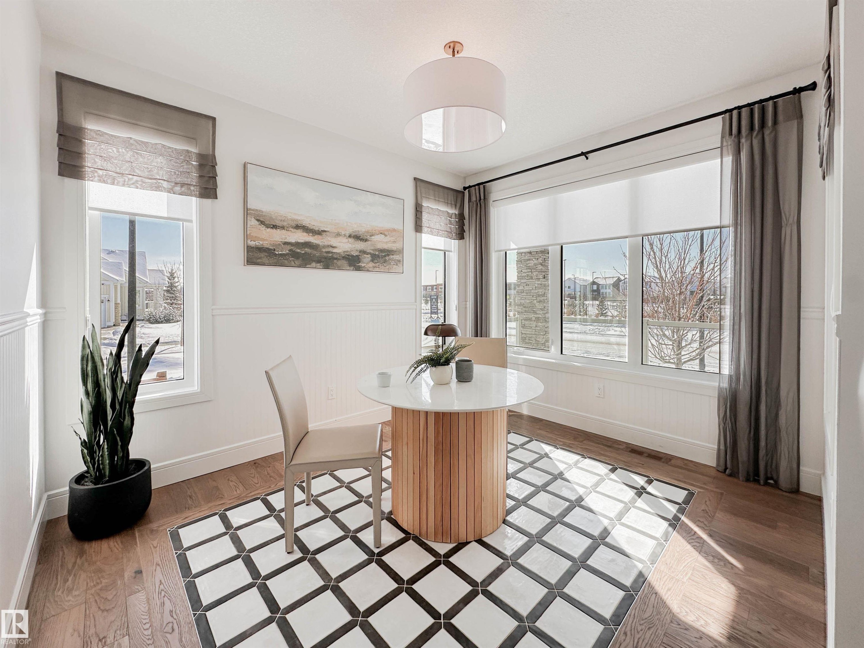 7 Jubilation Drive, St. Albert, AB - Indoor Photo Showing Dining Room