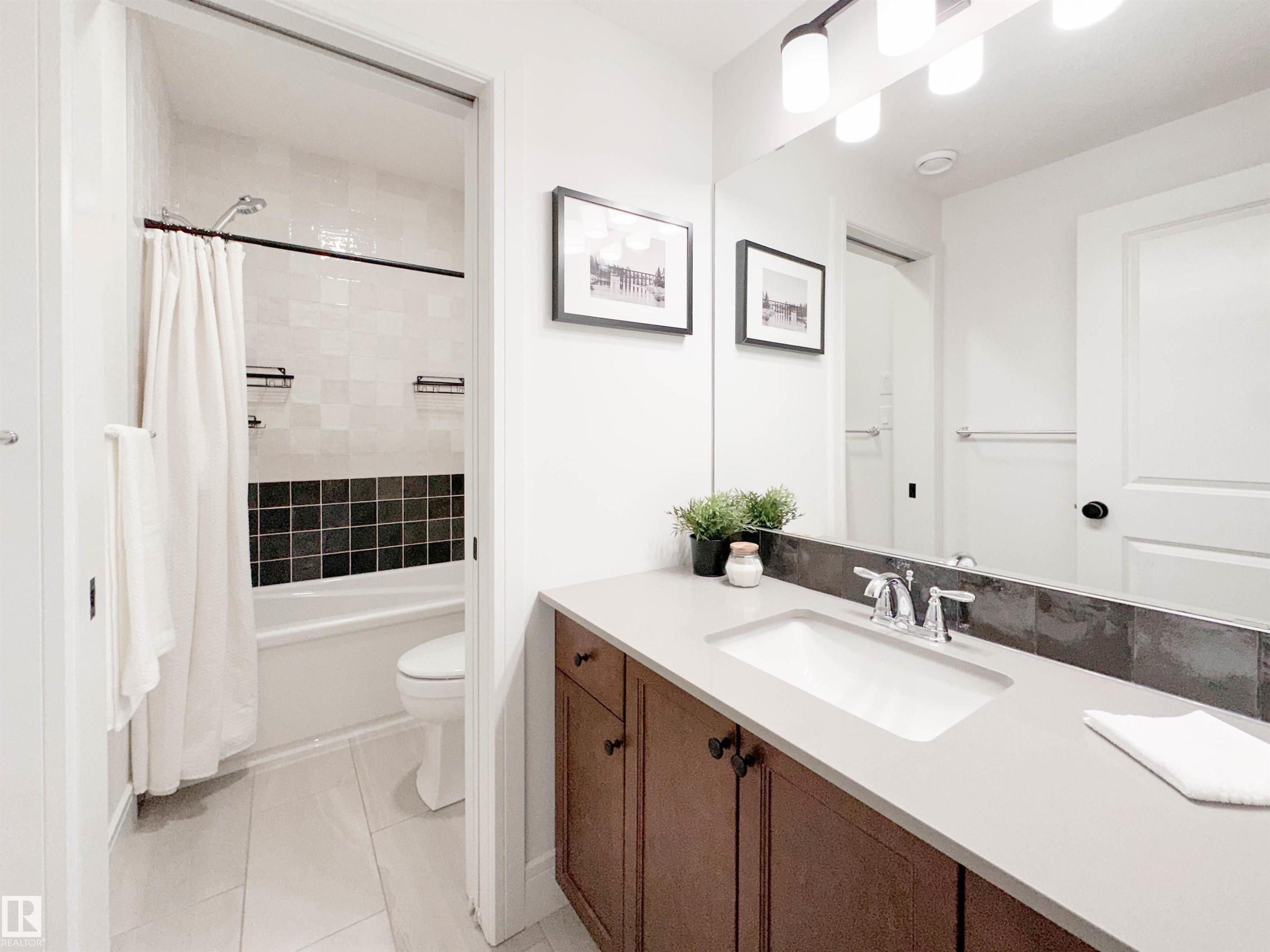 7 Jubilation Drive, St. Albert, AB - Indoor Photo Showing Bathroom