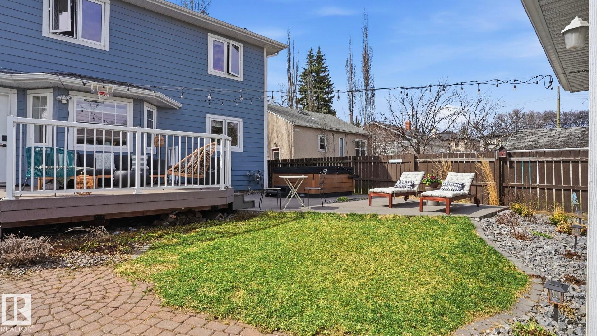 Hot tub lounge area. - 7235 112 Street, Edmonton, AB - Outdoor With Deck Patio Veranda With Exterior