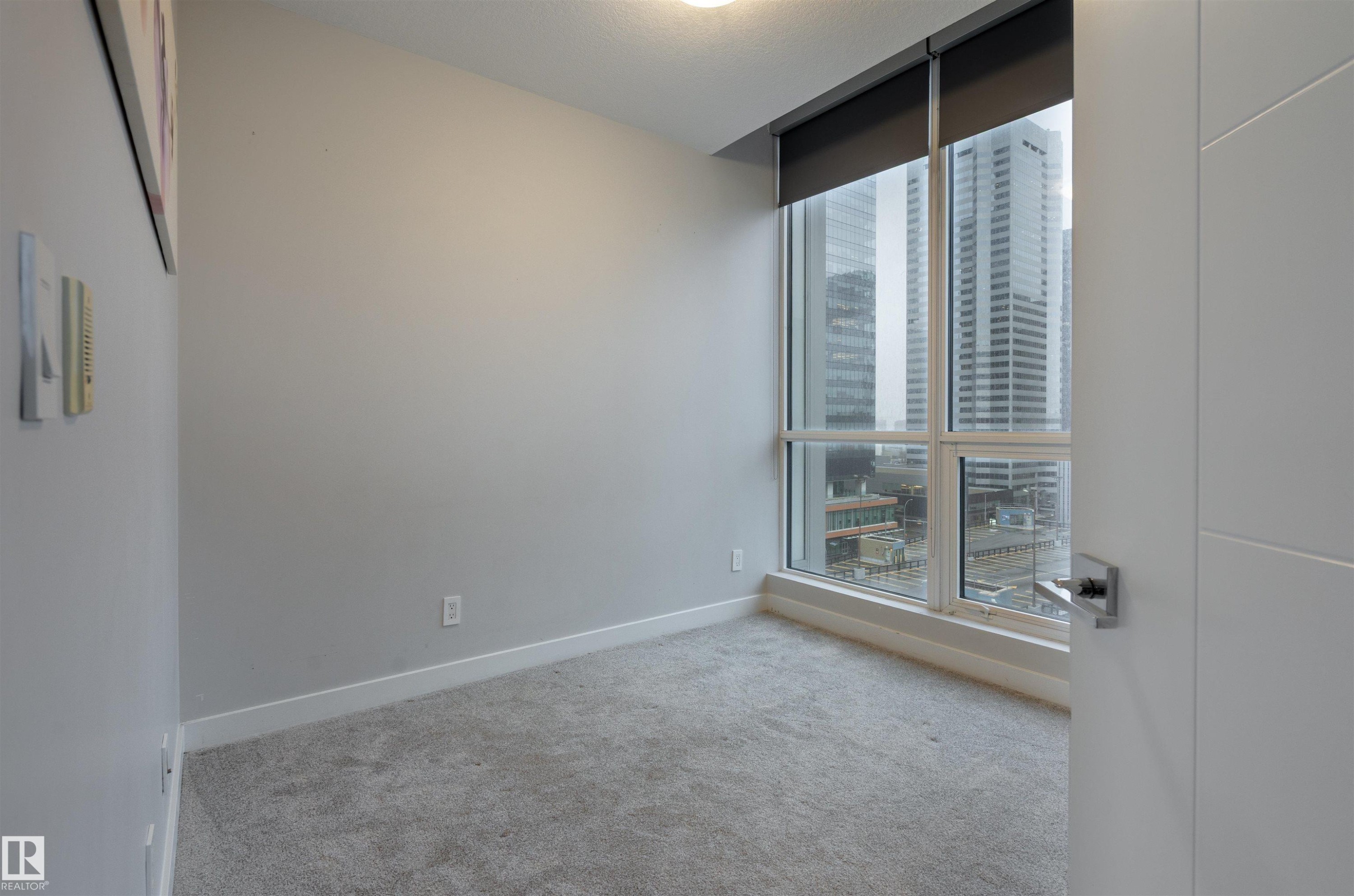 901 10238 103 Street, Edmonton, AB - Indoor Photo Showing Other Room