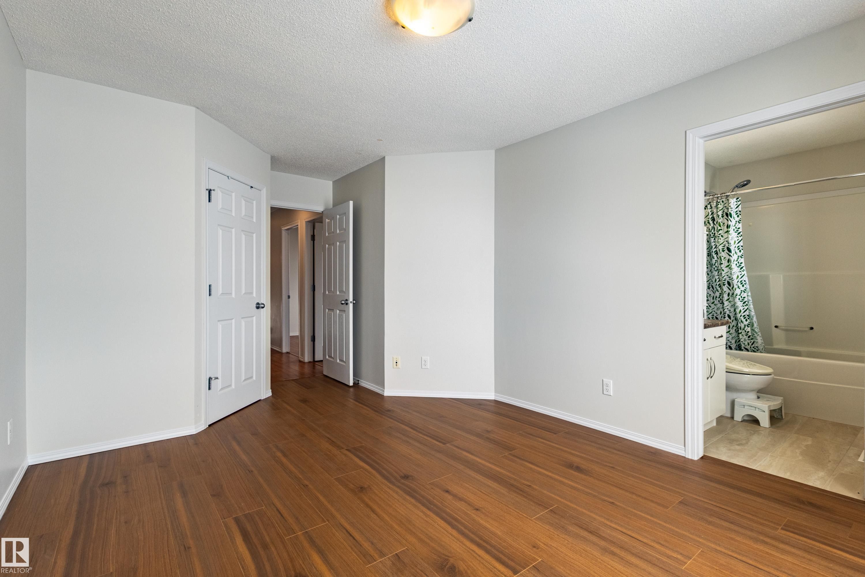21326 61 Avenue, Edmonton, AB - Indoor Photo Showing Other Room