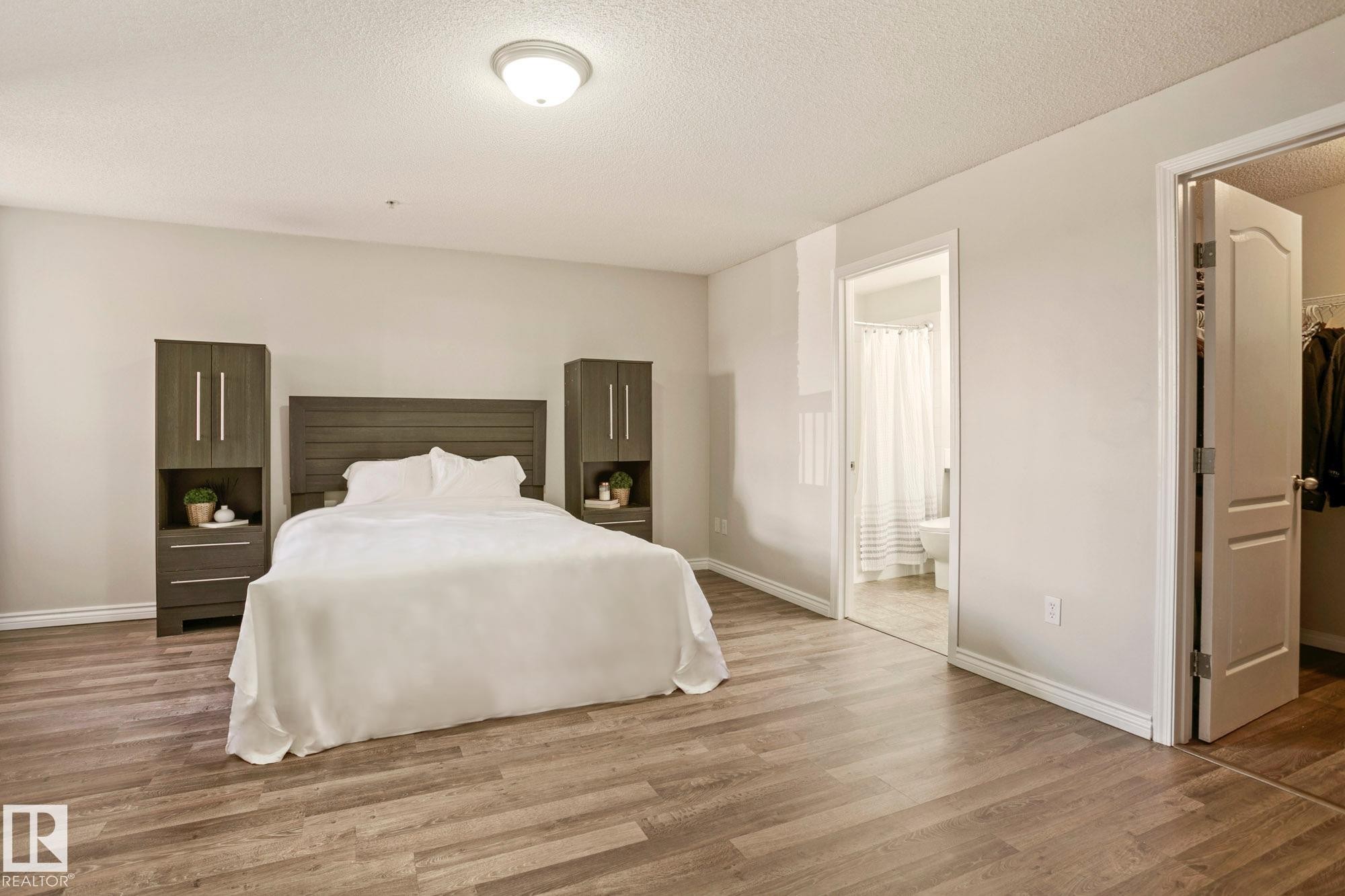 1123 9363 Simpson Drive, Edmonton, AB - Indoor Photo Showing Bedroom