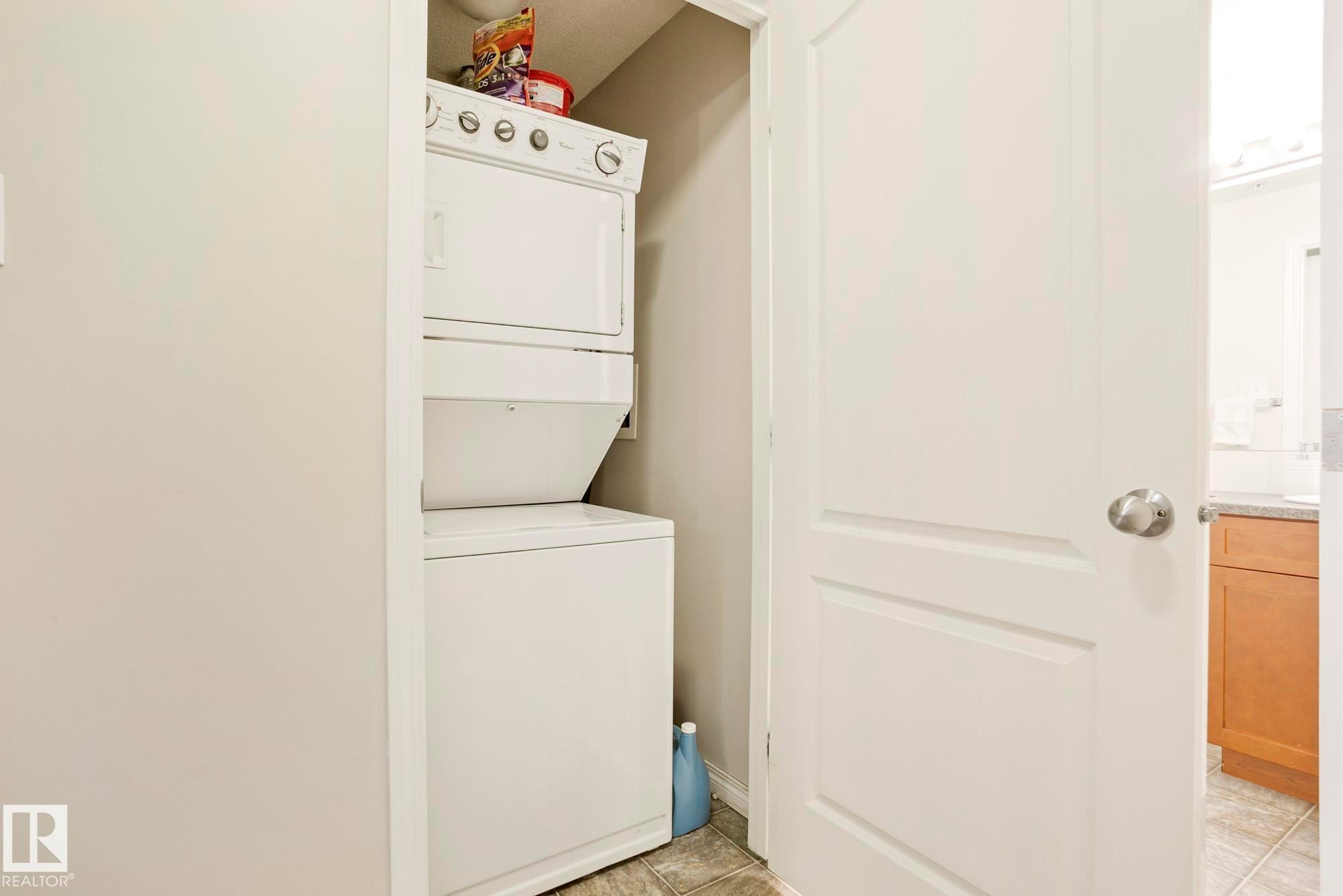 1123 9363 Simpson Drive, Edmonton, AB - Indoor Photo Showing Laundry Room