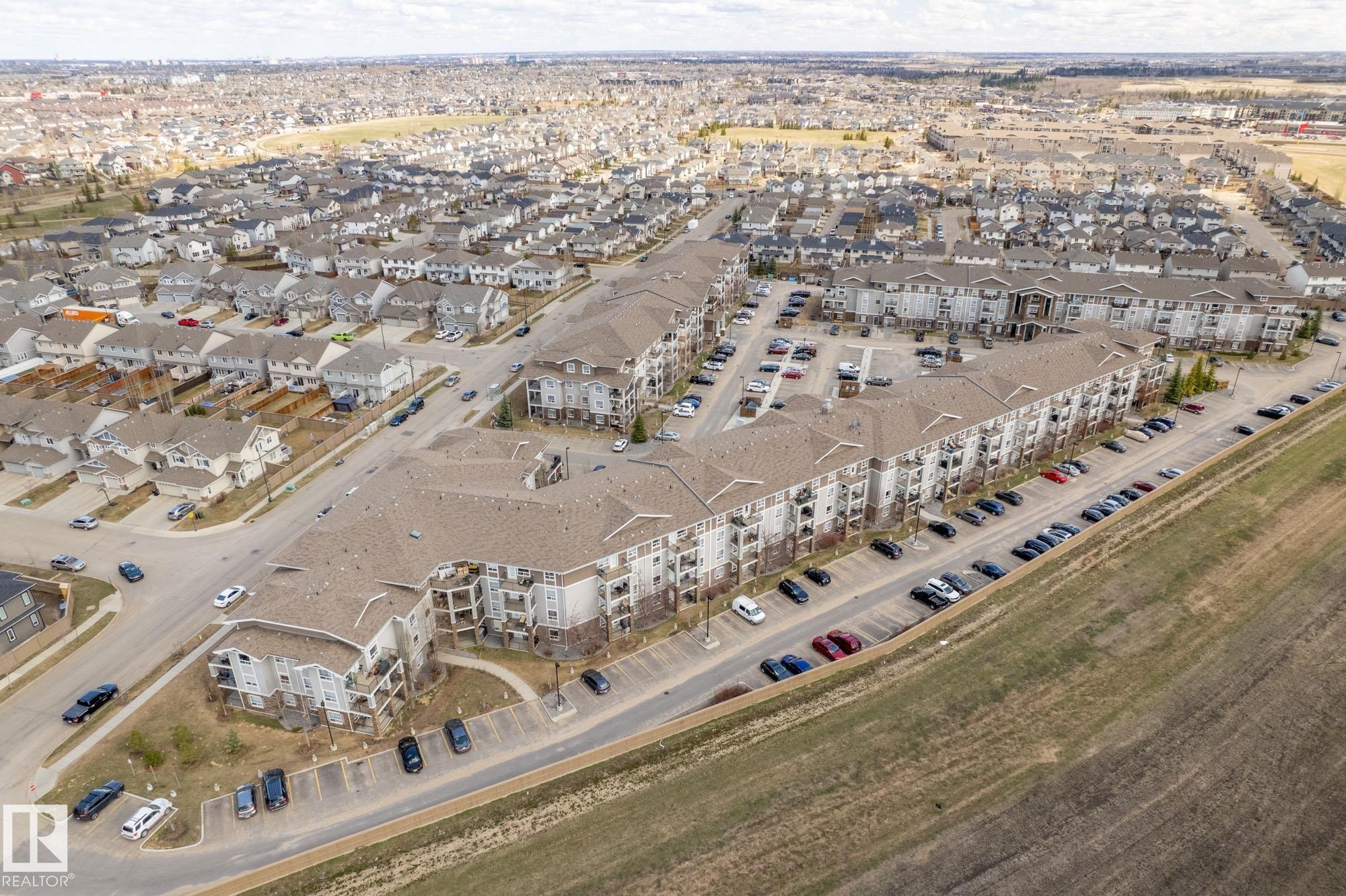 1123 9363 Simpson Drive, Edmonton, AB - With View