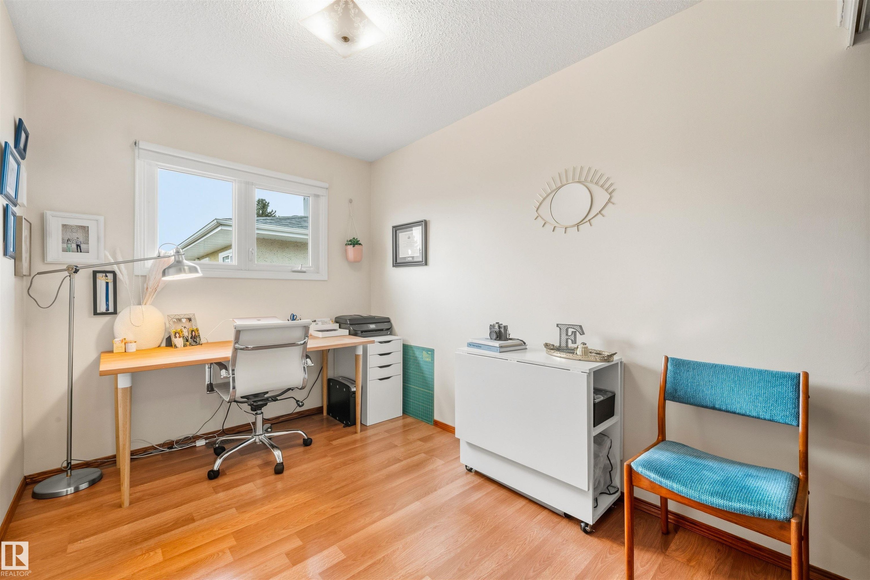 7811 148 Avenue, Edmonton, AB - Indoor Photo Showing Office