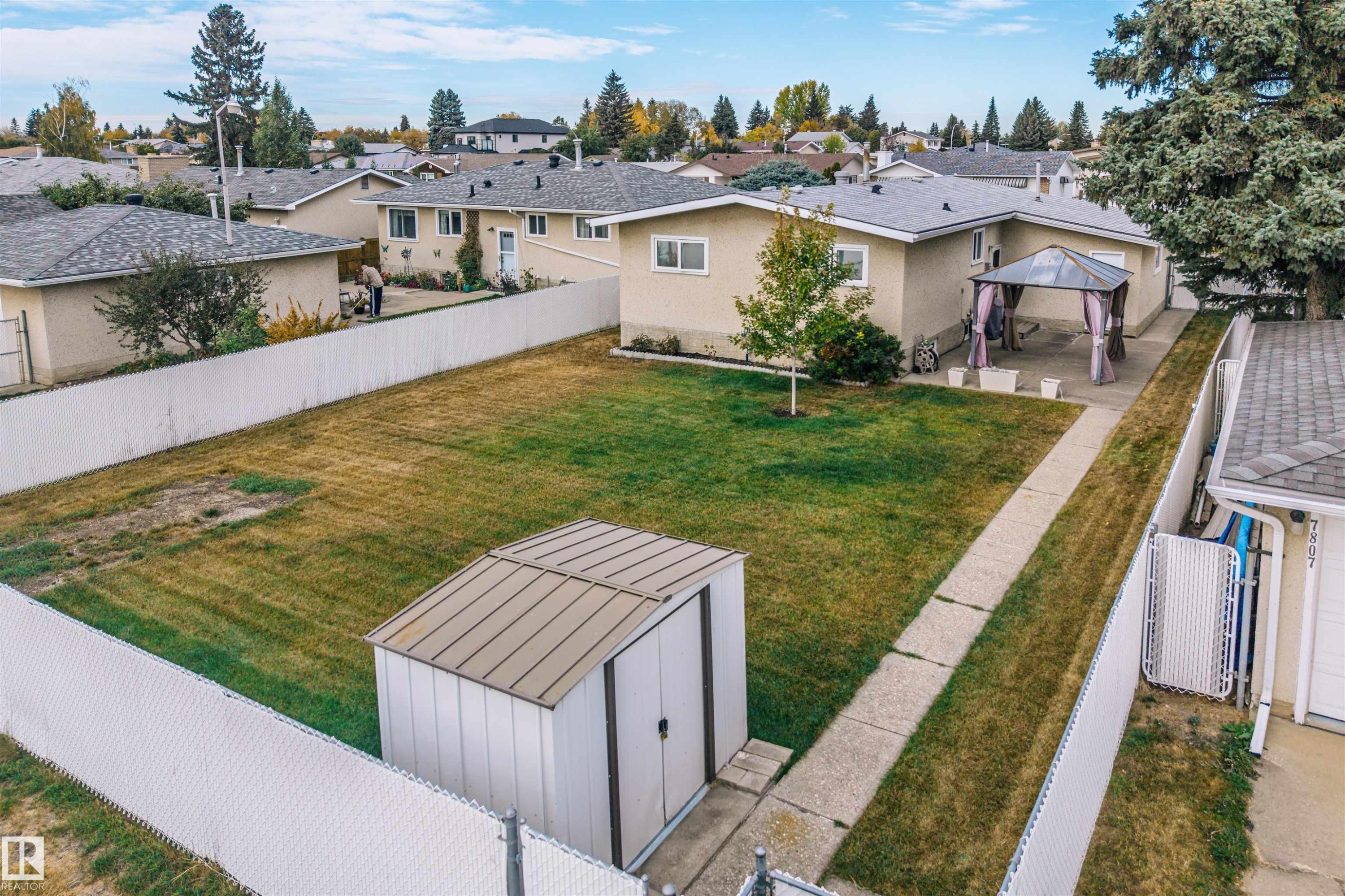 7811 148 Avenue, Edmonton, AB - Outdoor