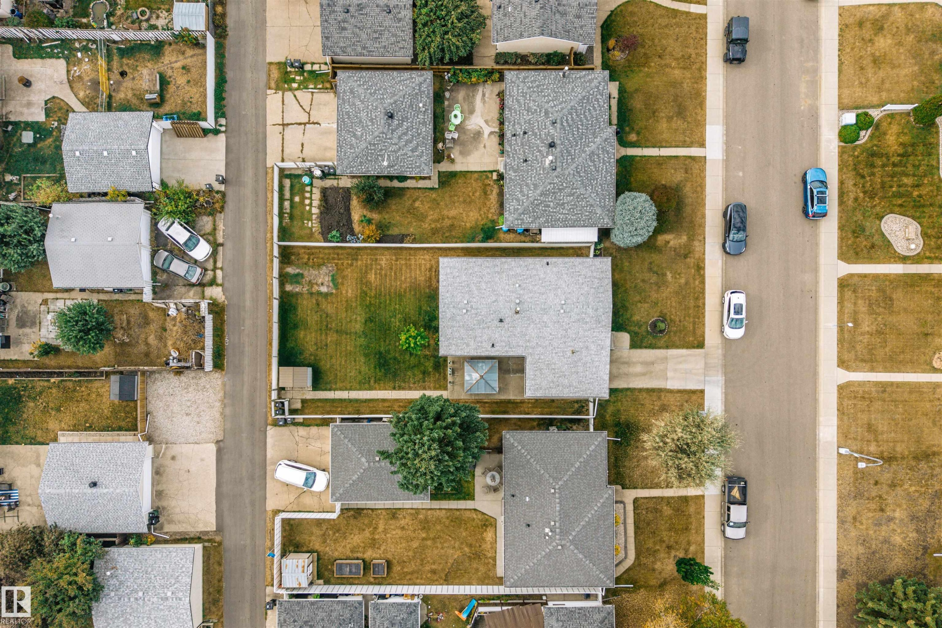7811 148 Avenue, Edmonton, AB - Outdoor