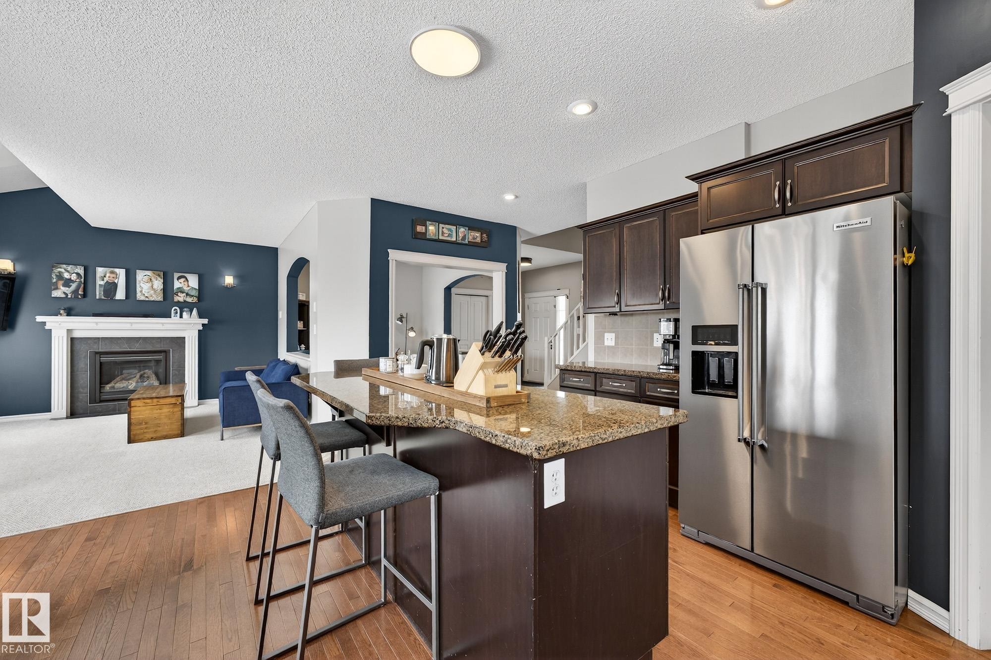 112 Windrose Drive, Leduc, AB - Indoor Photo Showing Kitchen With Upgraded Kitchen