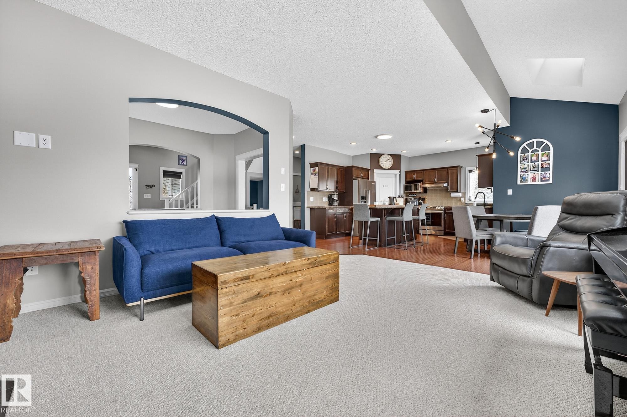 112 Windrose Drive, Leduc, AB - Indoor Photo Showing Living Room