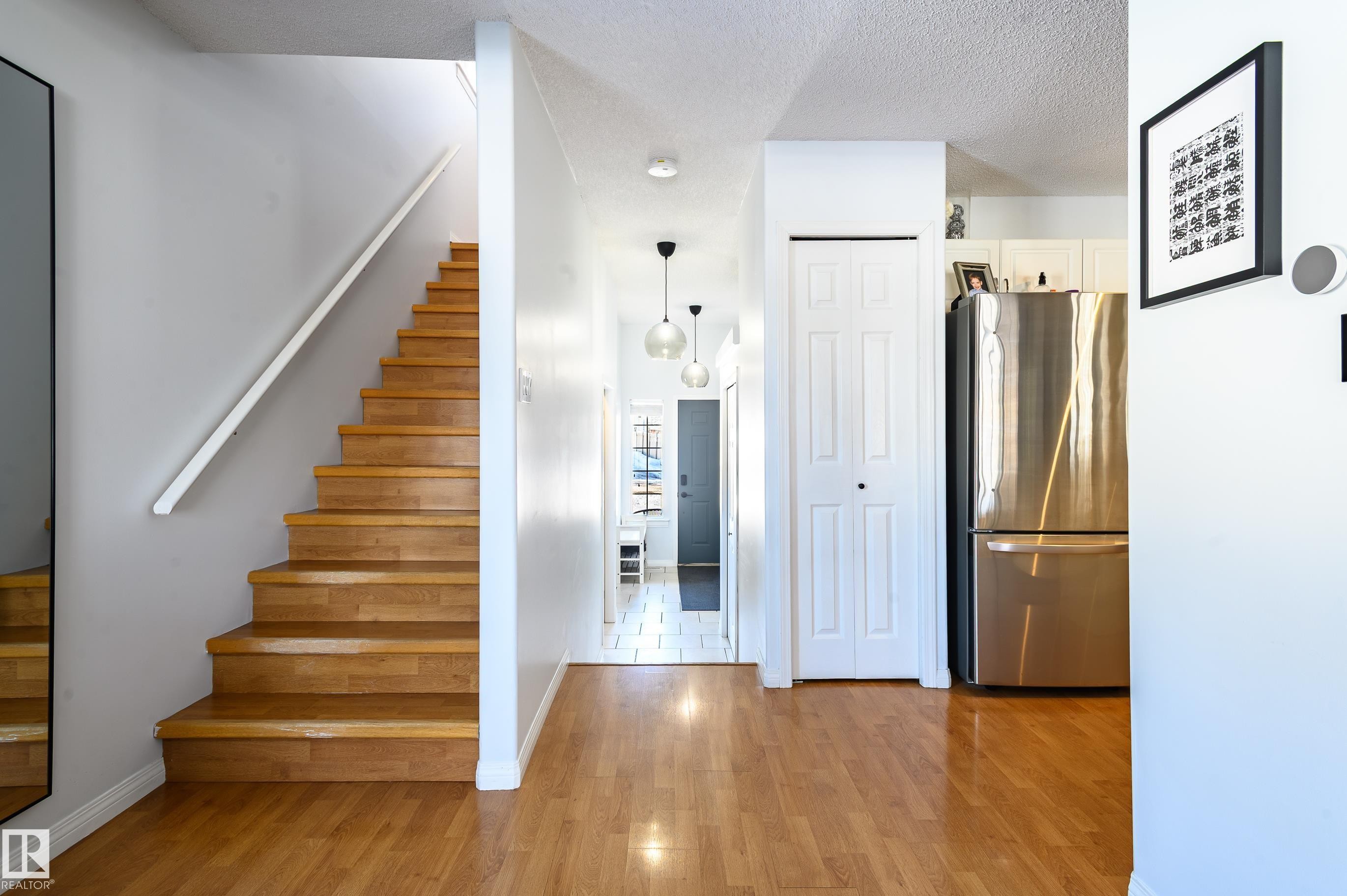 1 30 Levasseur Road, St. Albert, AB - Indoor Photo Showing Other Room