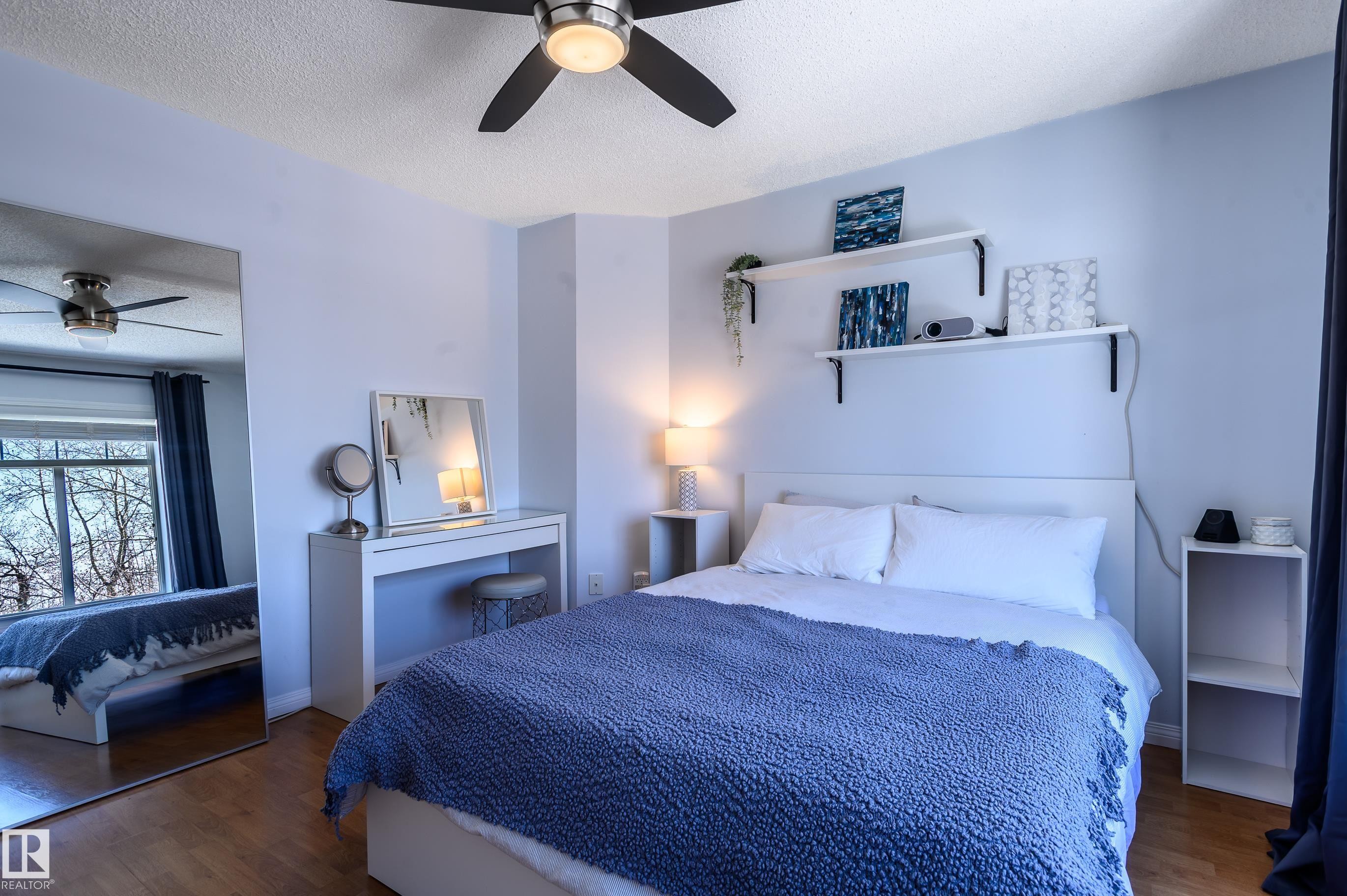 1 30 Levasseur Road, St. Albert, AB - Indoor Photo Showing Bedroom