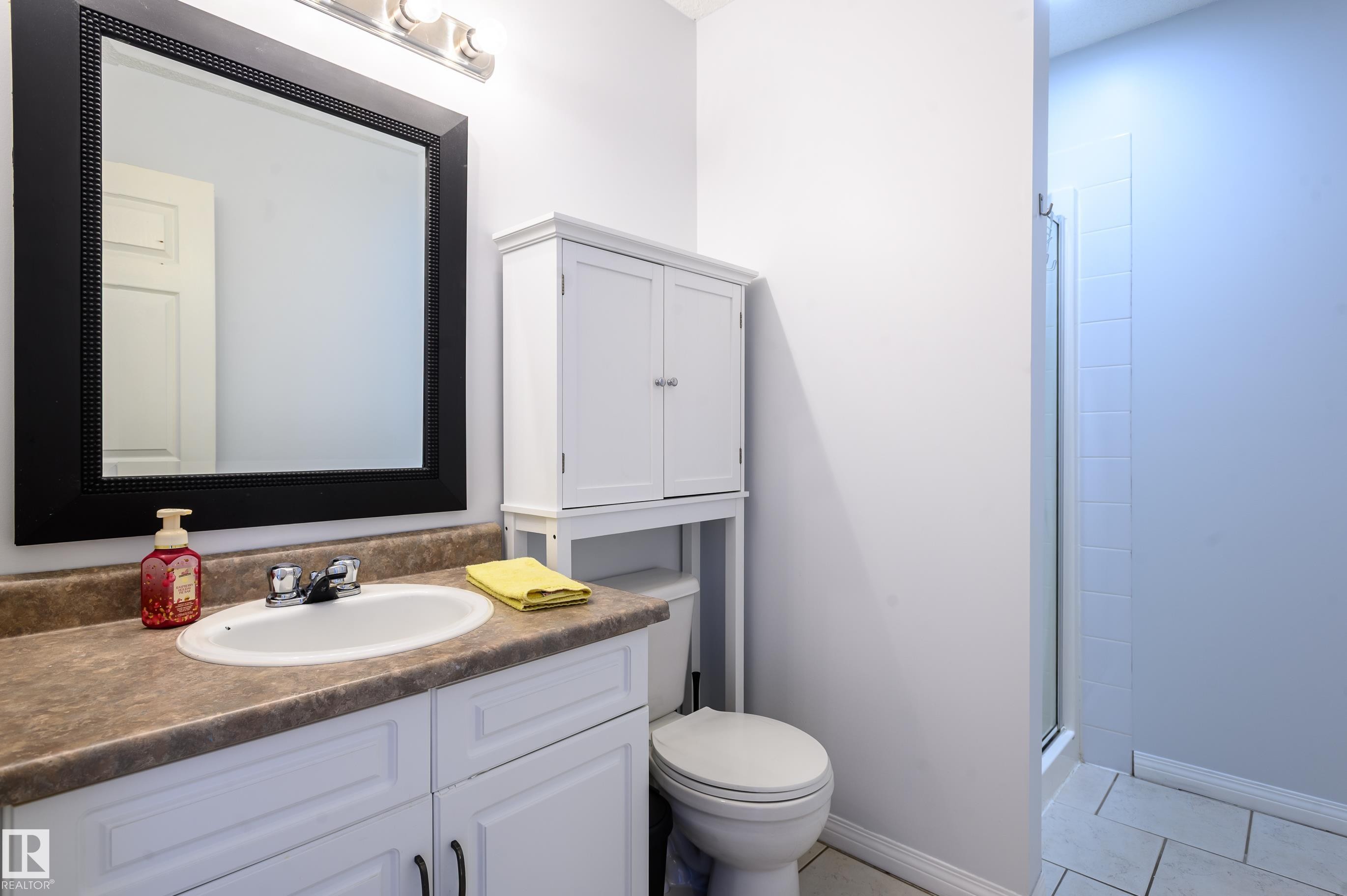 1 30 Levasseur Road, St. Albert, AB - Indoor Photo Showing Bathroom