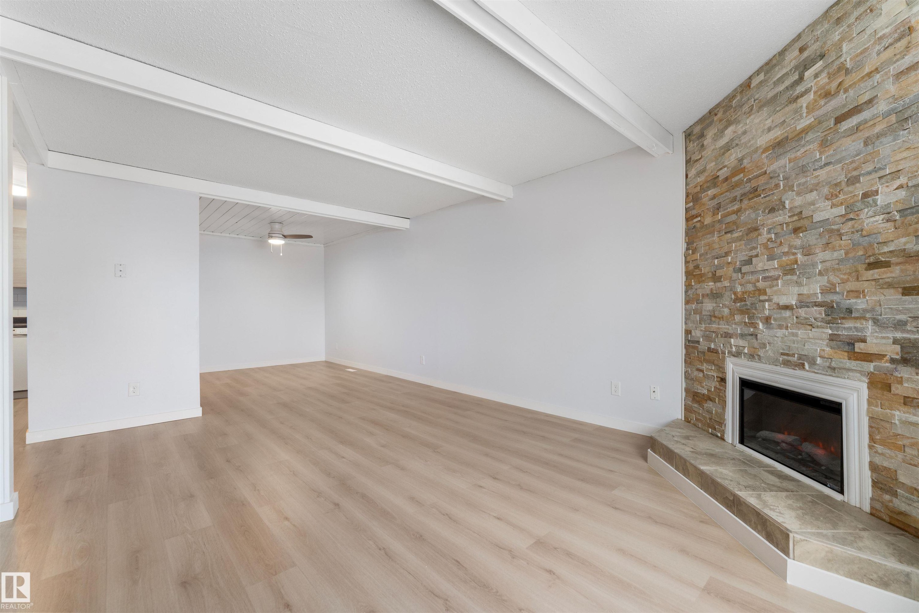 151 Marlborough Place, Edmonton, AB - Indoor With Fireplace