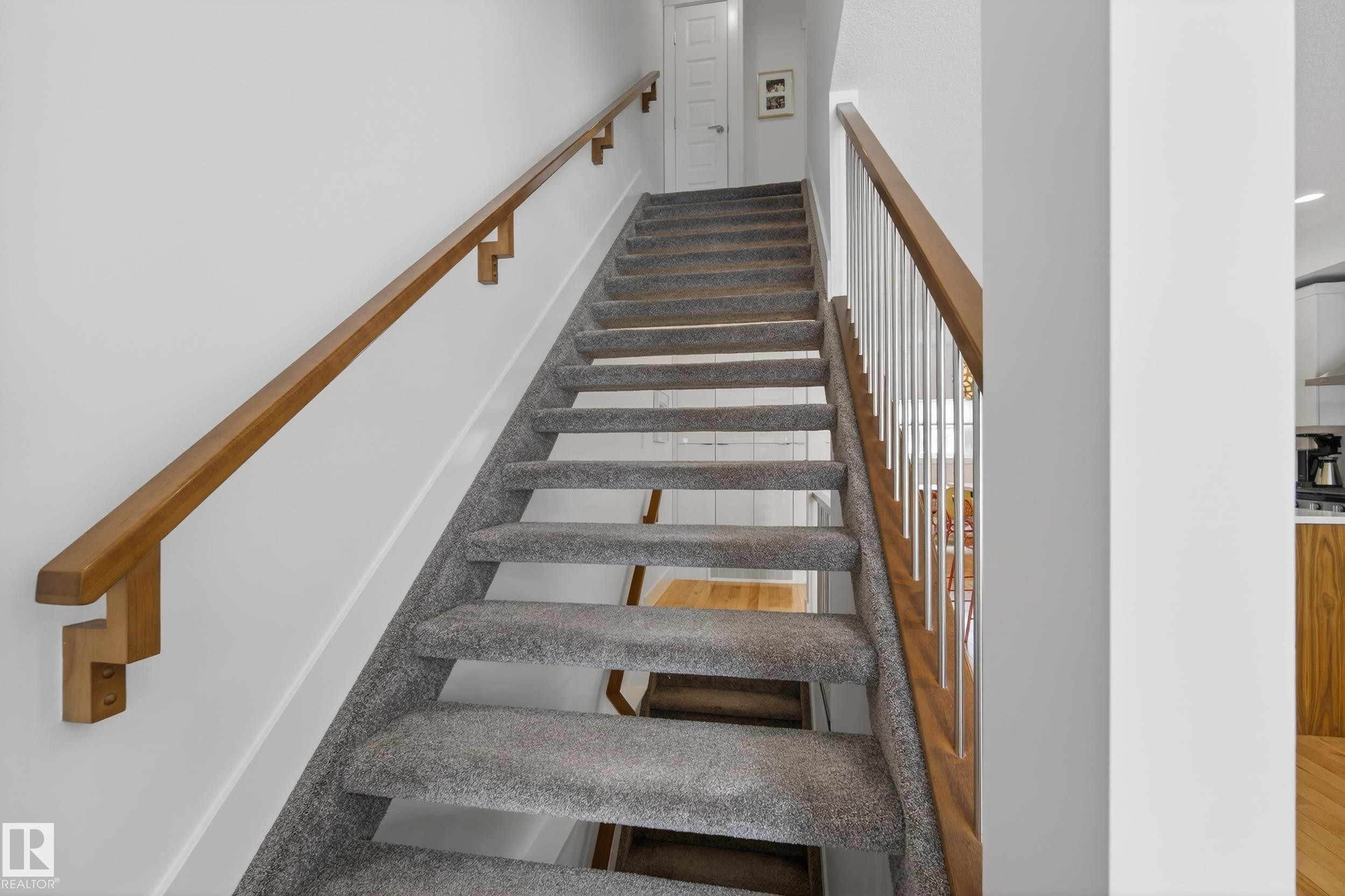 9012 92 Avenue, Edmonton, AB - Indoor Photo Showing Other Room