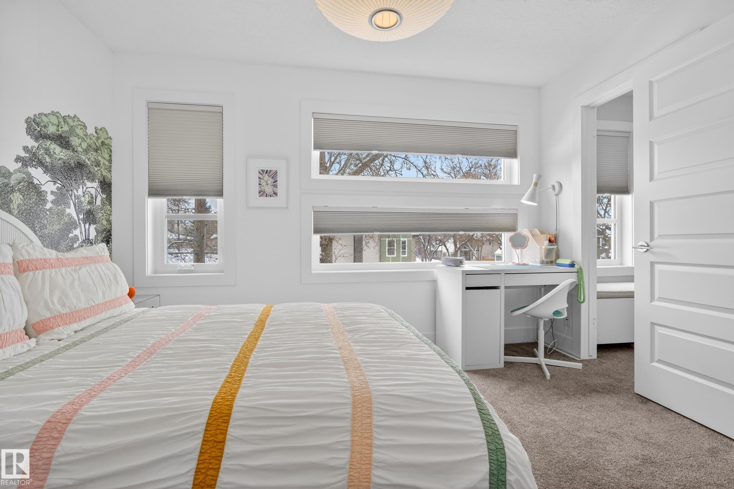 9012 92 Avenue, Edmonton, AB - Indoor