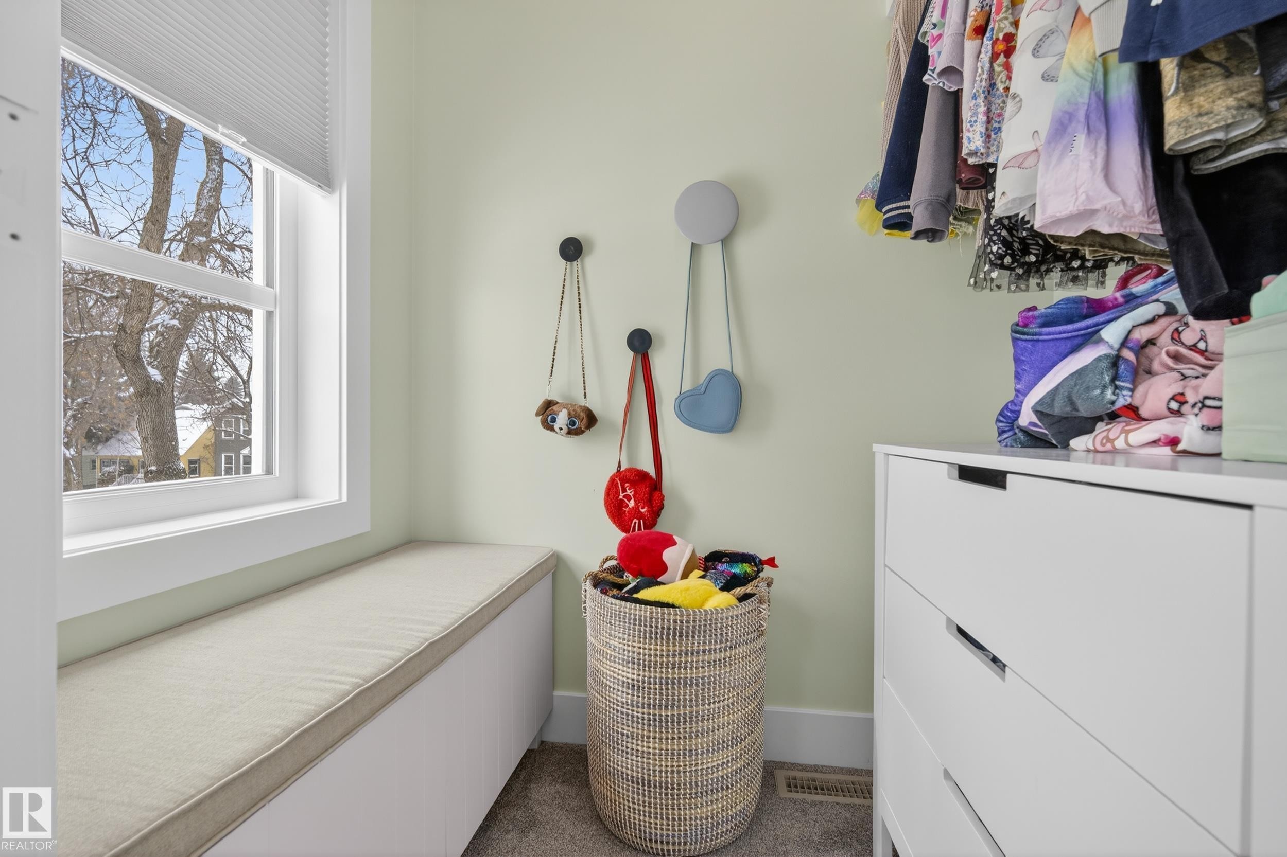 9012 92 Avenue, Edmonton, AB - Indoor