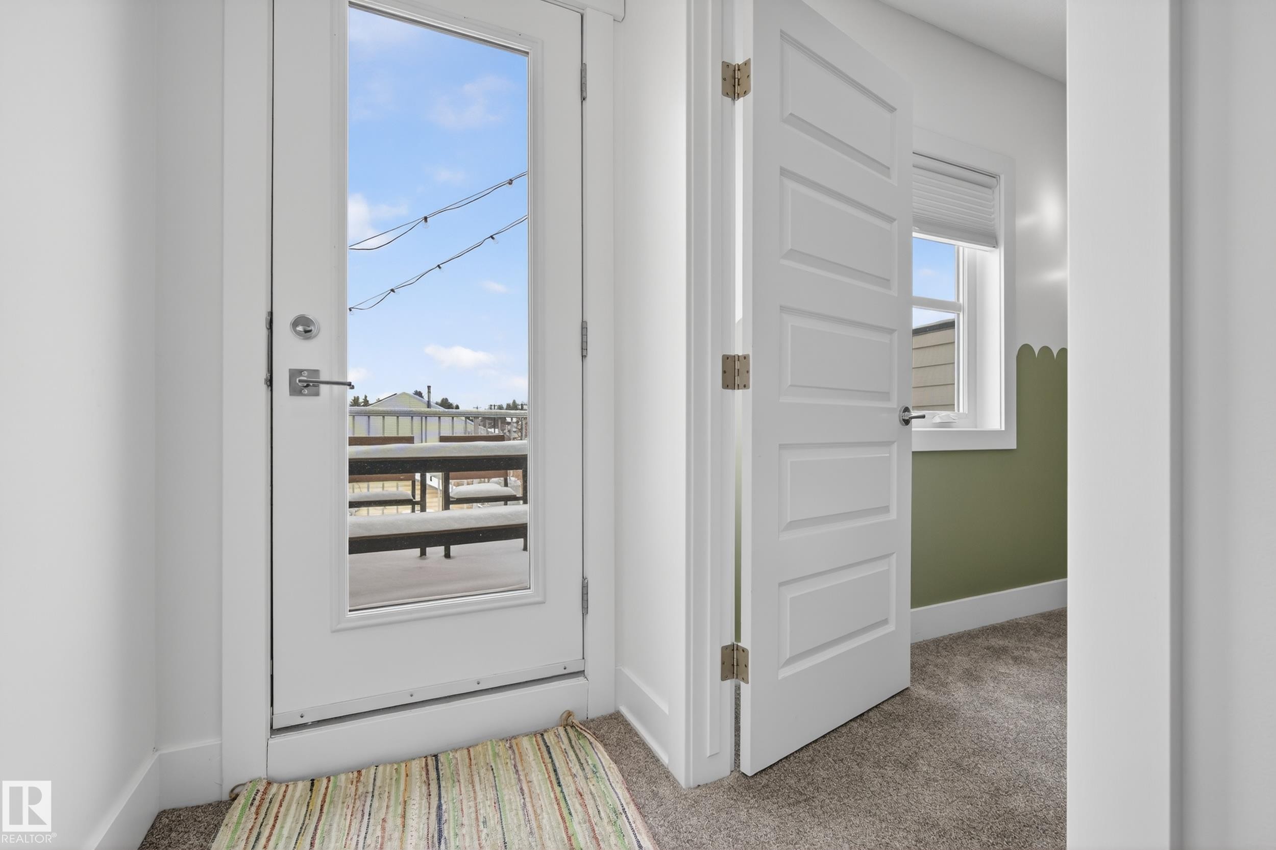 9012 92 Avenue, Edmonton, AB - Indoor Photo Showing Other Room