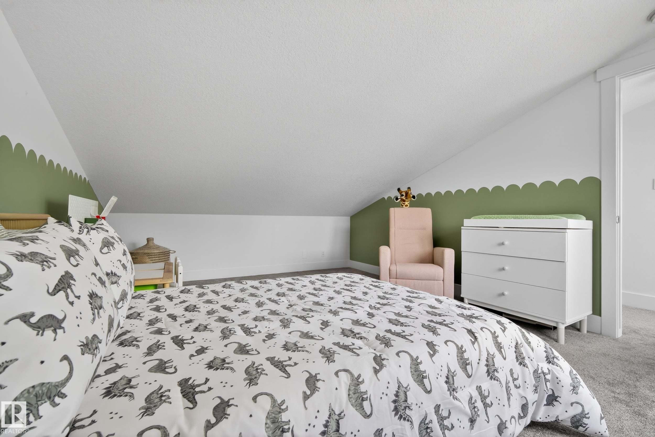 9012 92 Avenue, Edmonton, AB - Indoor Photo Showing Bedroom
