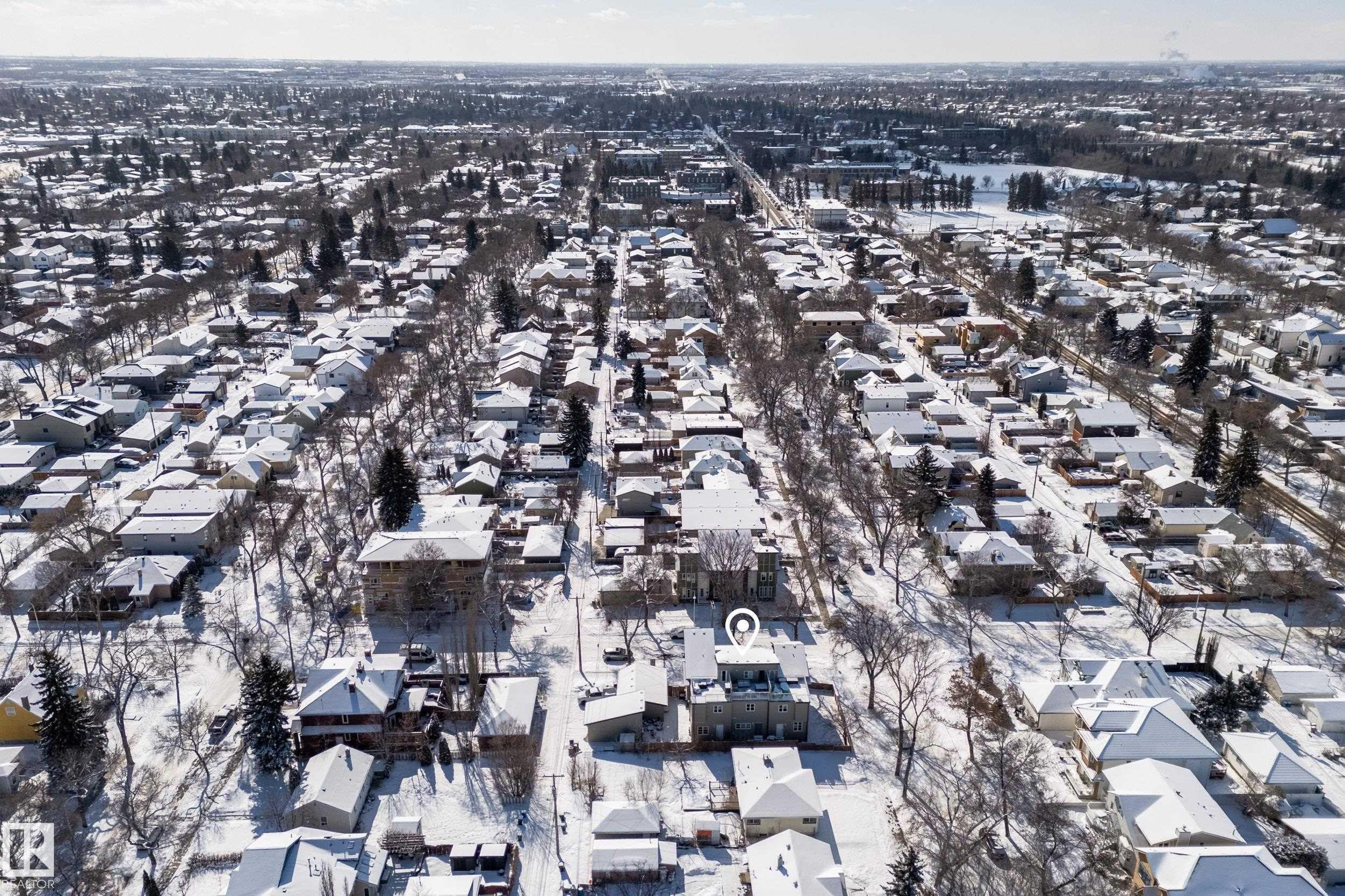 9012 92 Avenue, Edmonton, AB - Outdoor With View