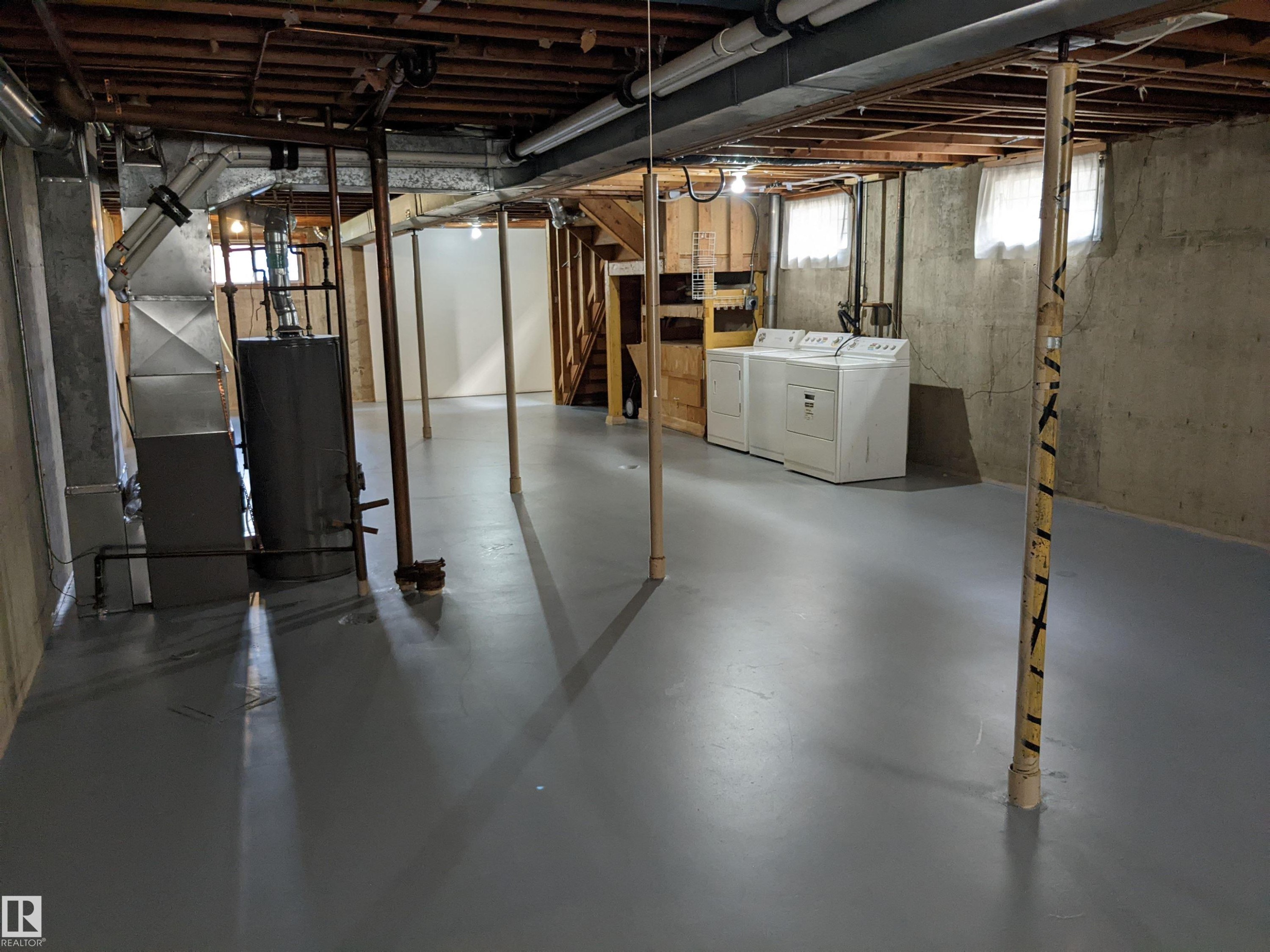 8315 69 Avenue, Edmonton, AB - Indoor Photo Showing Basement