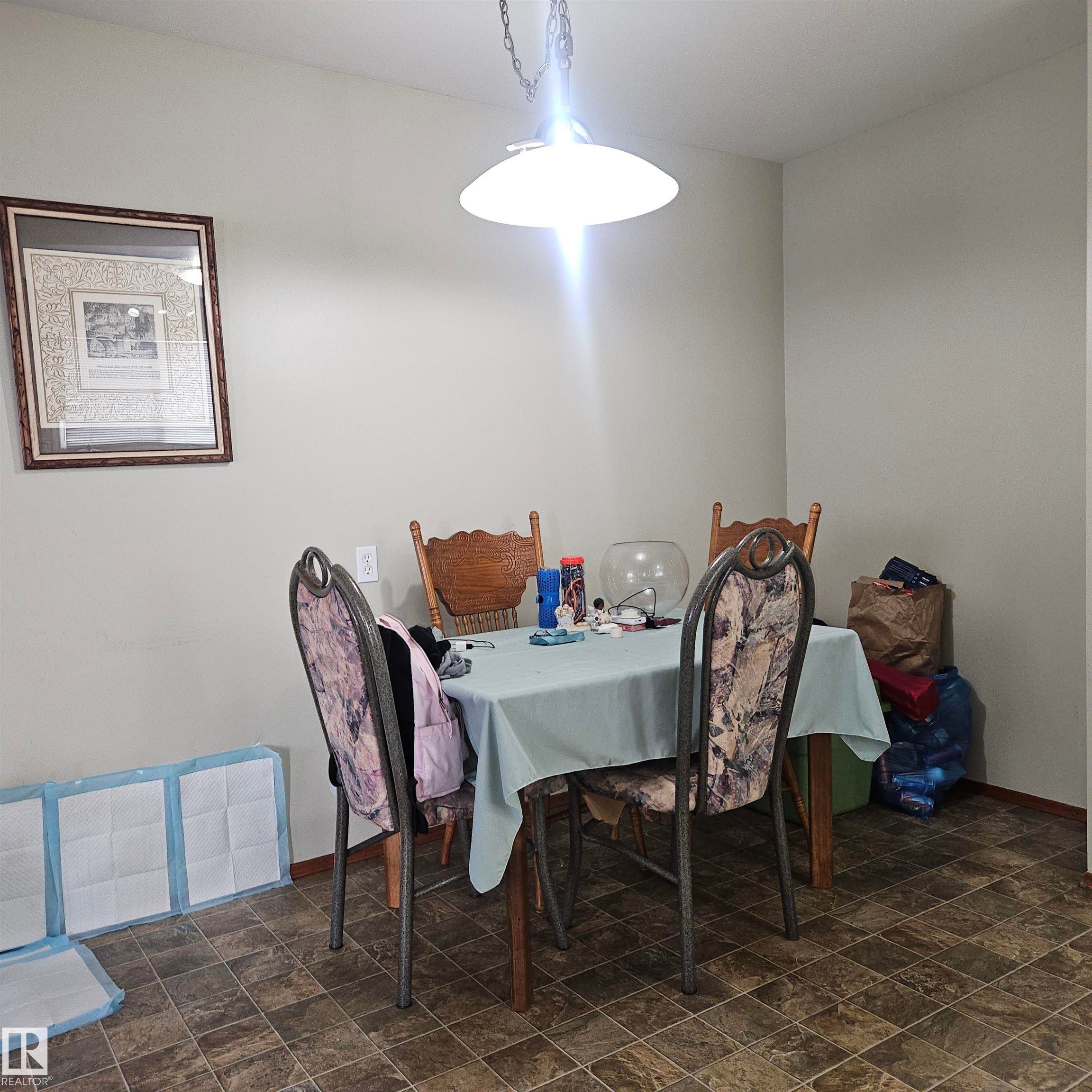 8317 69 Avenue, Edmonton, AB - Indoor Photo Showing Dining Room