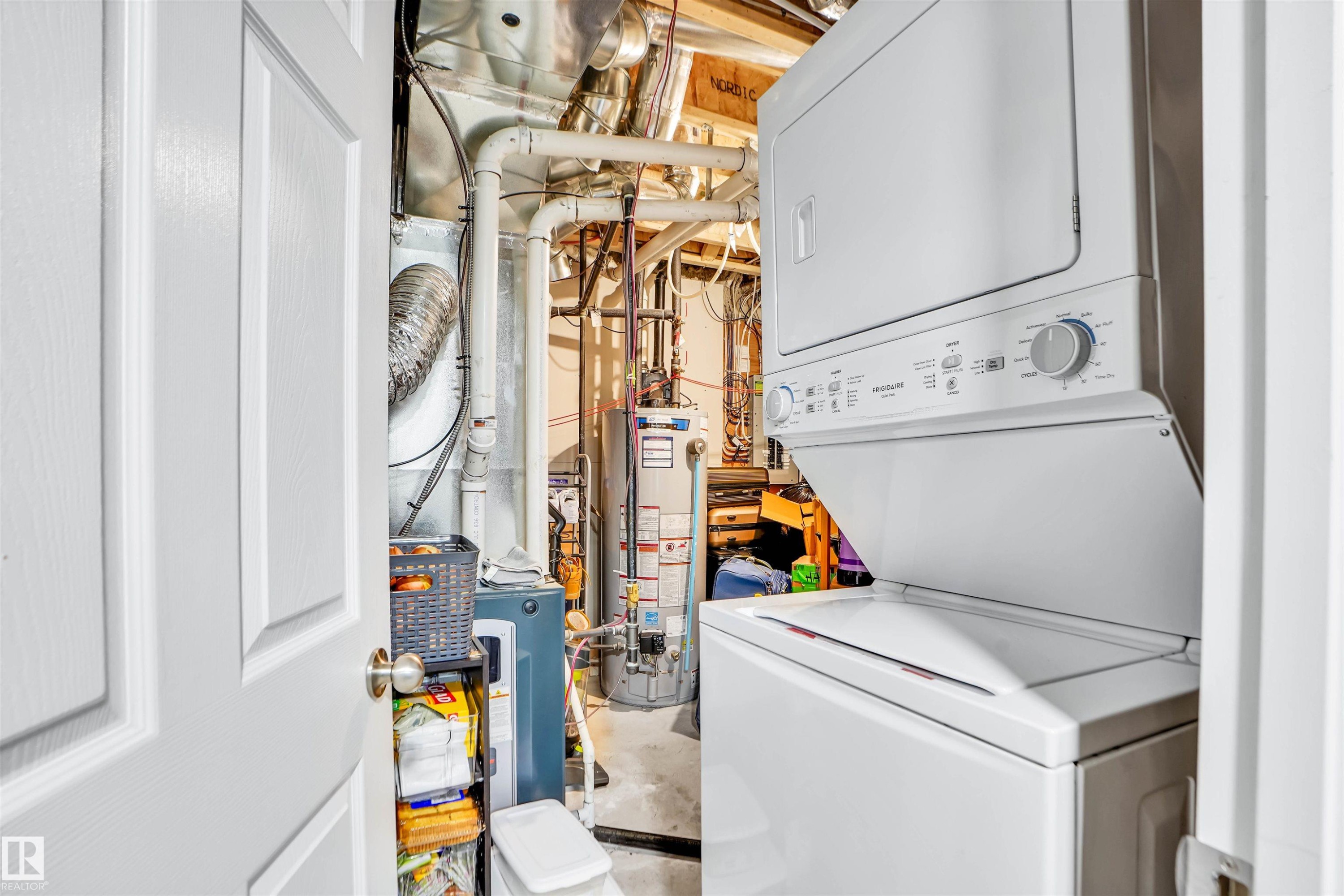 2743 Collins Crescent, Edmonton, AB - Indoor Photo Showing Laundry Room