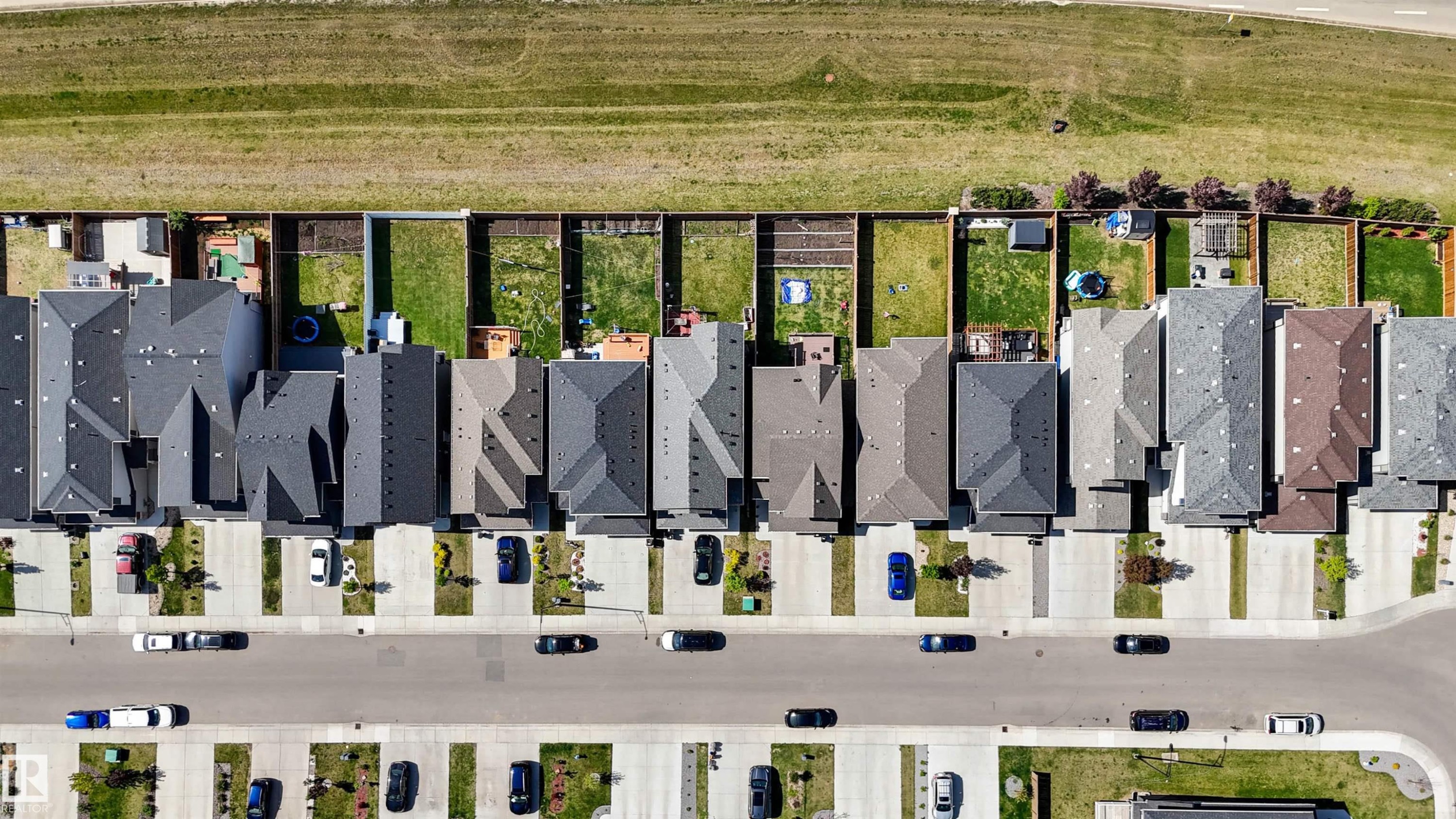 2743 Collins Crescent, Edmonton, AB -