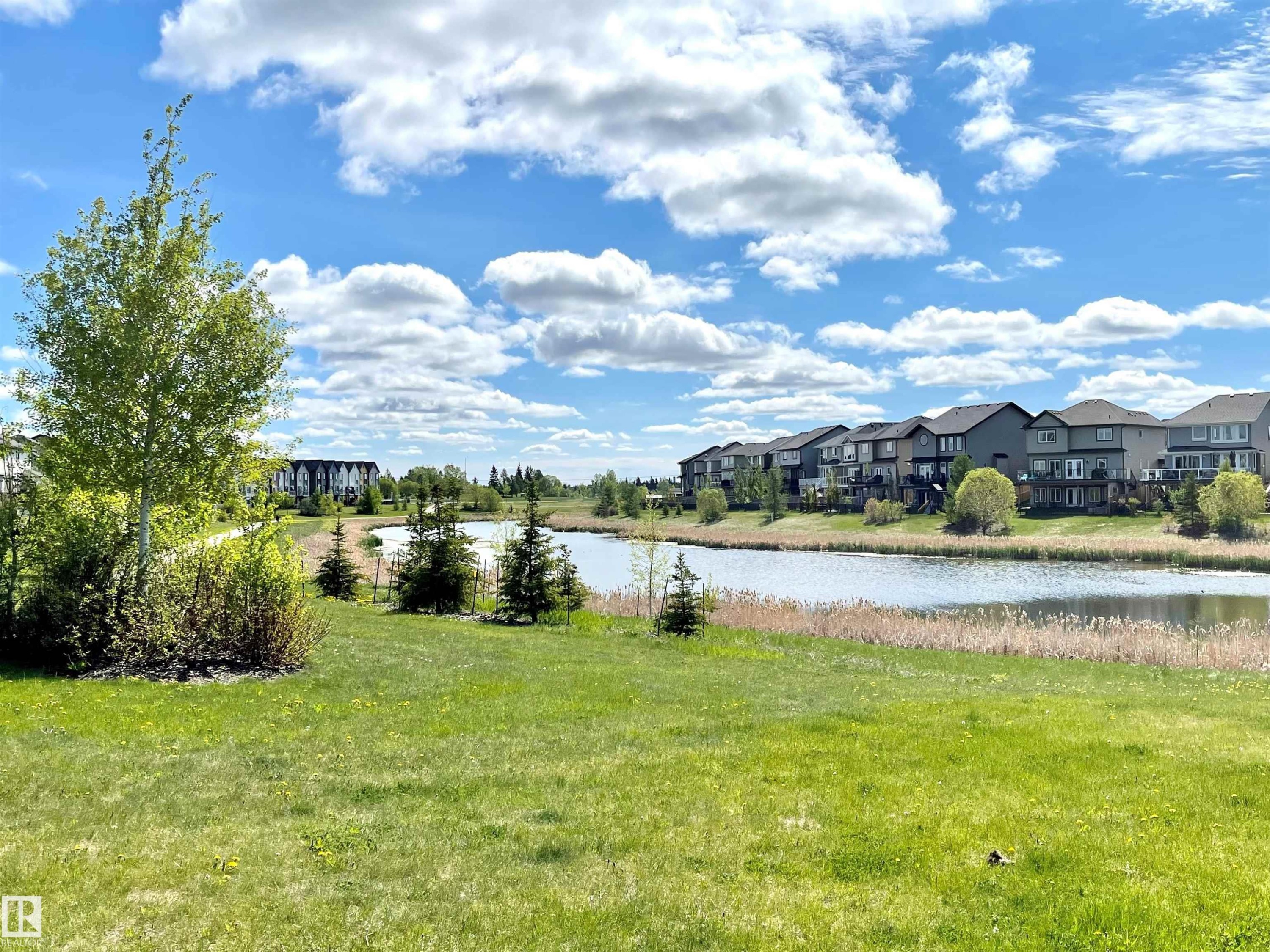 72 1010 Rabbit Hill Road, Edmonton, AB - Outdoor With View