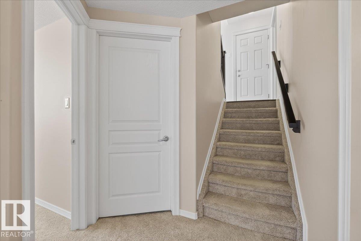 23 2815 34 Avenue, Edmonton, AB - Indoor Photo Showing Other Room