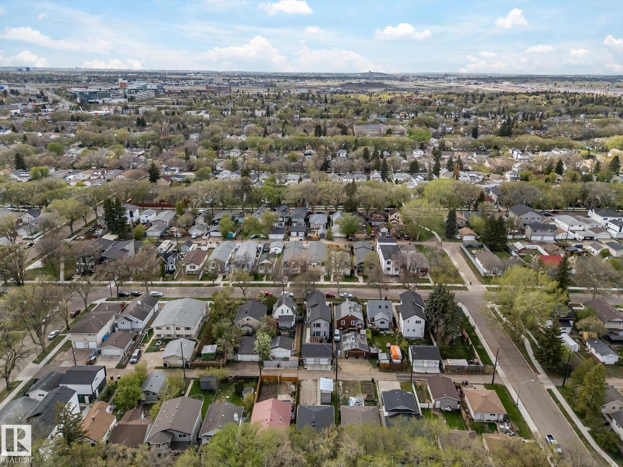 12033 92 Street, Edmonton, AB - Outdoor With View