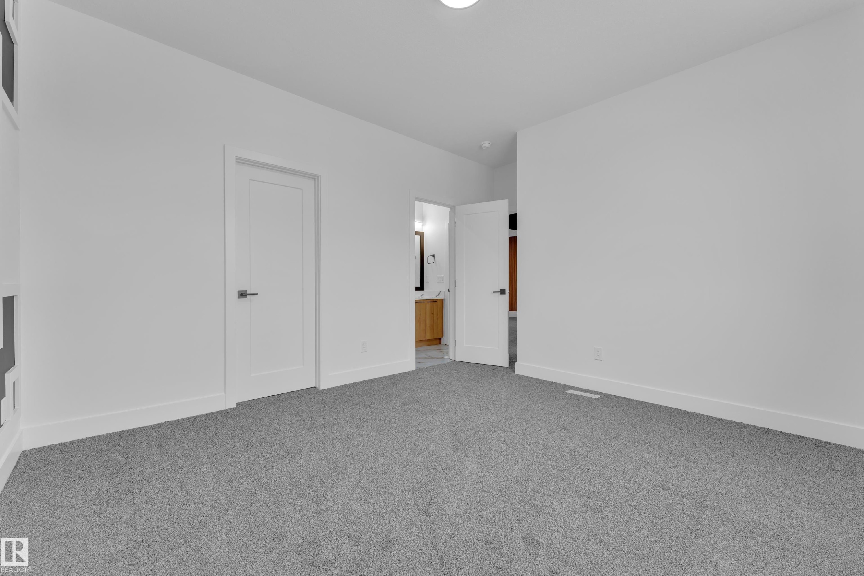 749 Astoria Way, Devon, AB - Indoor Photo Showing Other Room