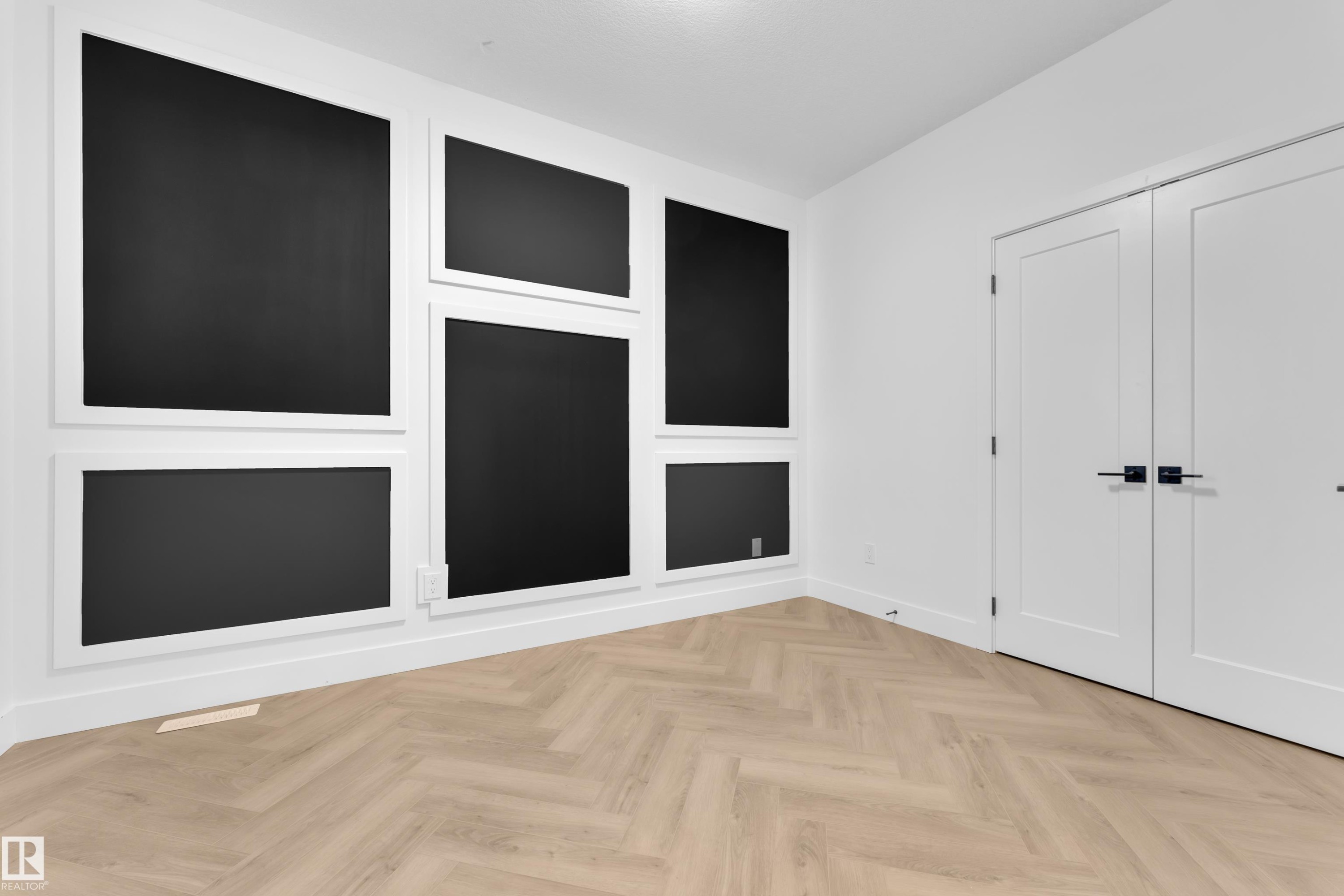 749 Astoria Way, Devon, AB - Indoor Photo Showing Other Room