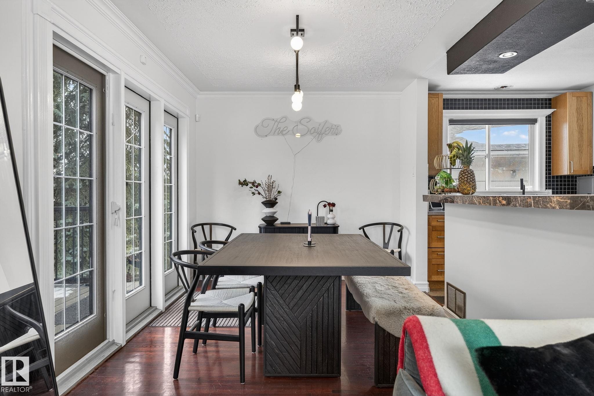 10704 130 Street, Edmonton, AB - Indoor Photo Showing Dining Room