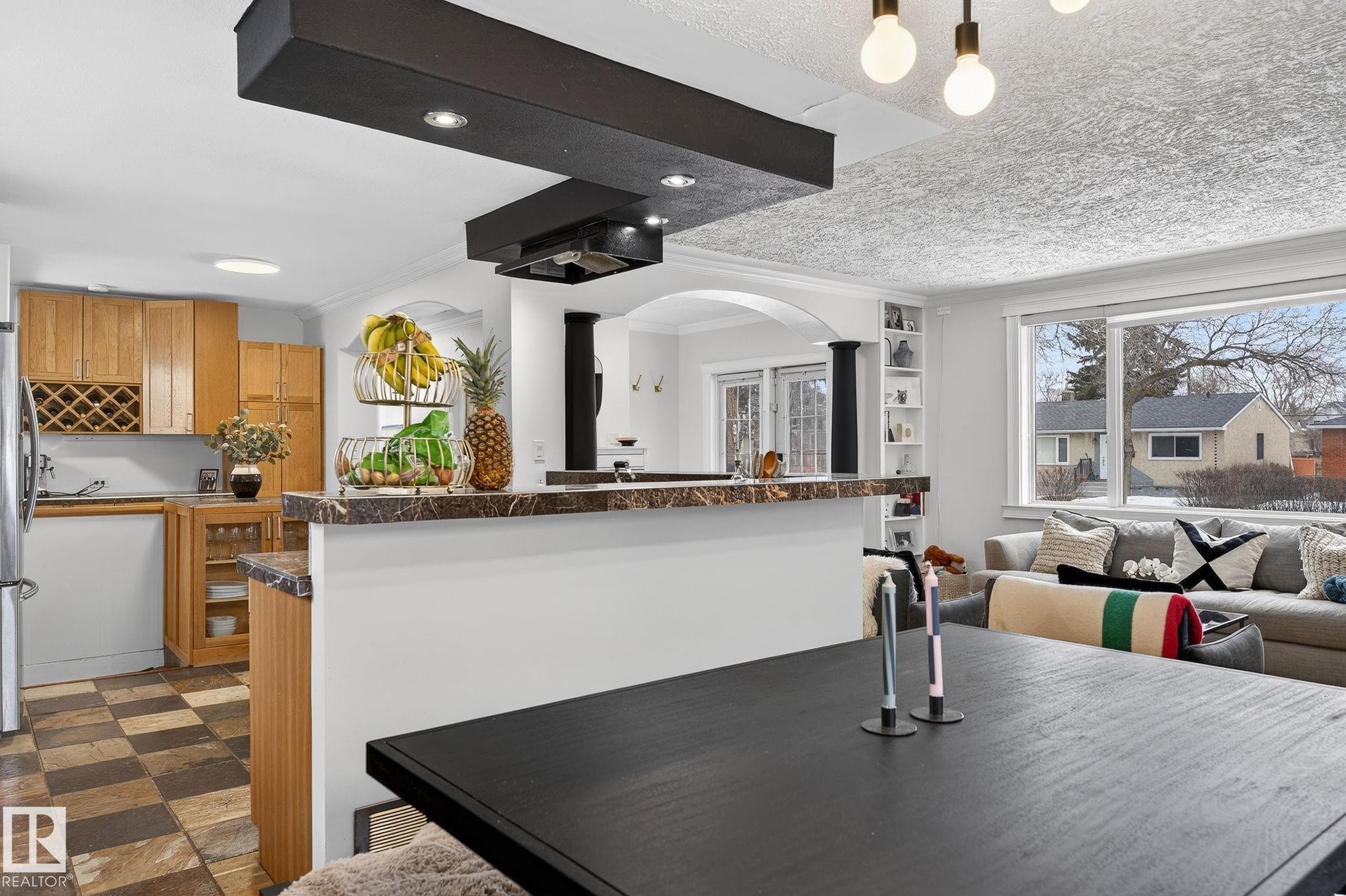 10704 130 Street, Edmonton, AB - Indoor