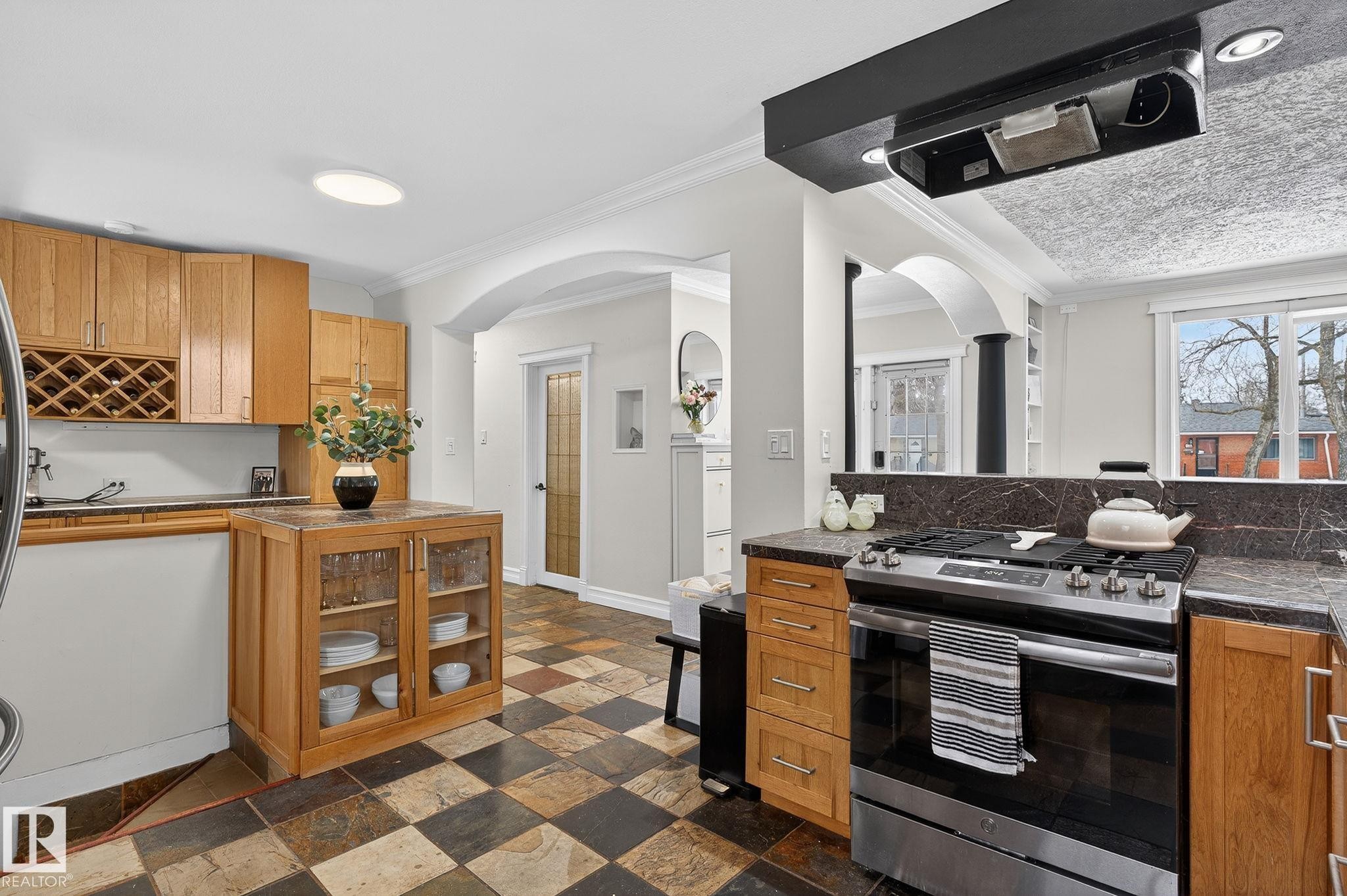 10704 130 Street, Edmonton, AB - Indoor Photo Showing Kitchen