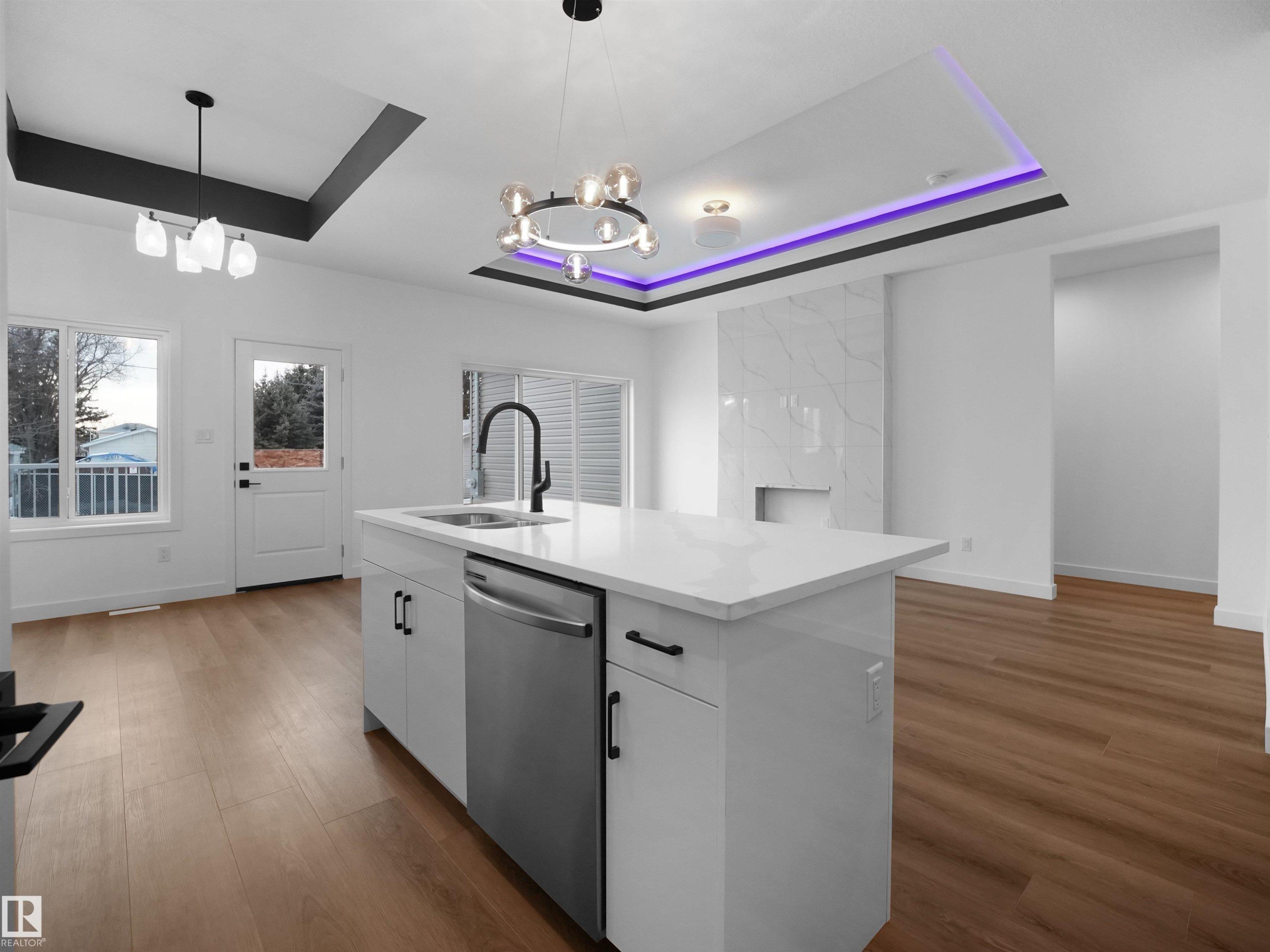 5015 46 Ave, Calmar, AB - Indoor Photo Showing Kitchen