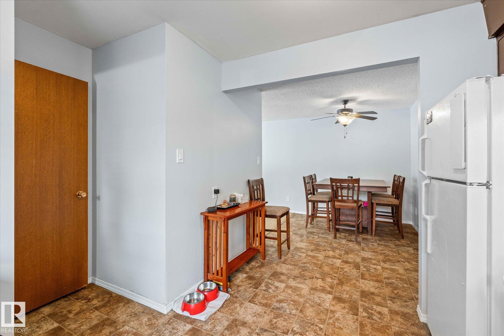 21 Fenwick Crescent, St. Albert, AB - Indoor Photo Showing Other Room