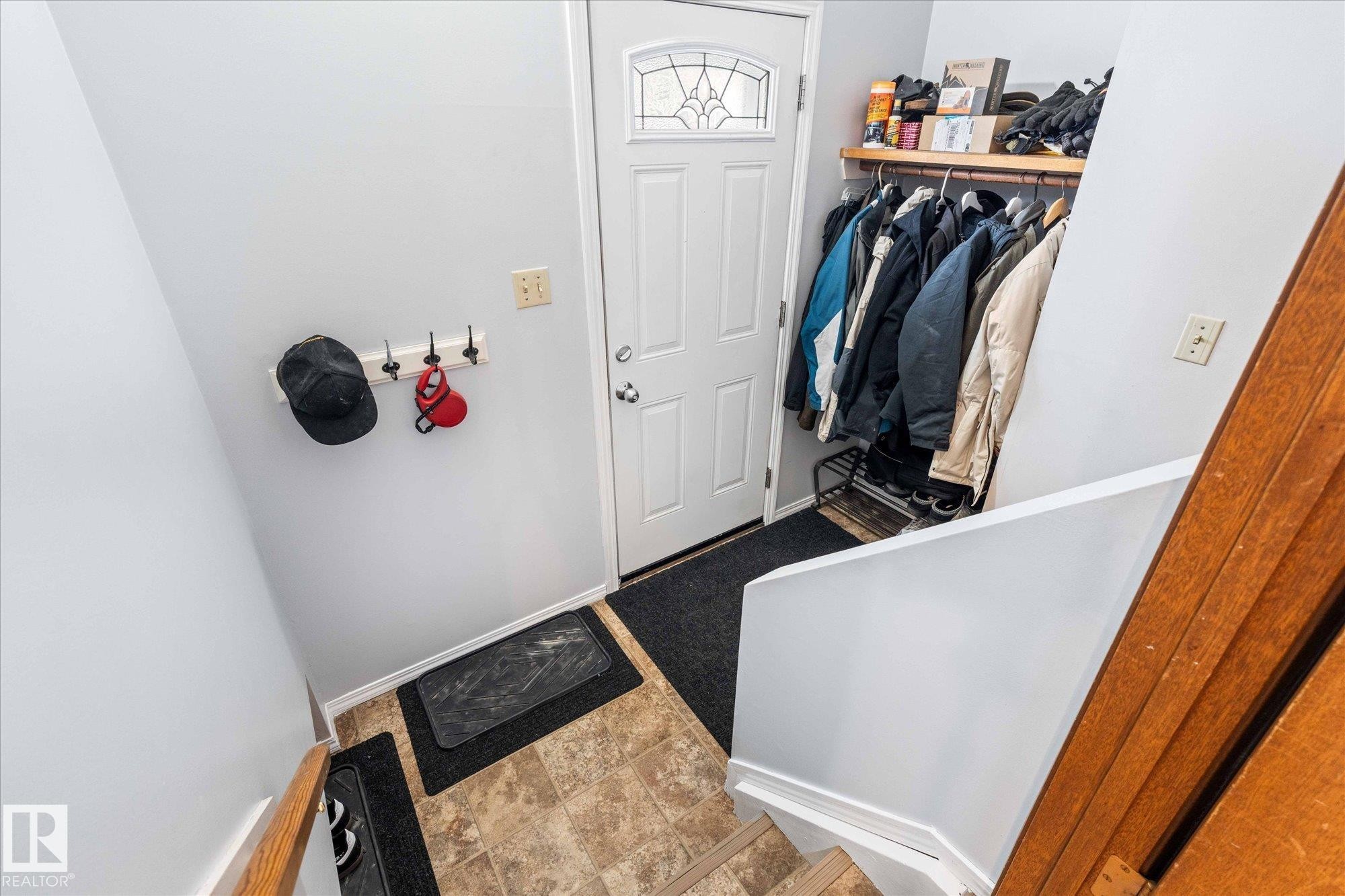 21 Fenwick Crescent, St. Albert, AB - Indoor