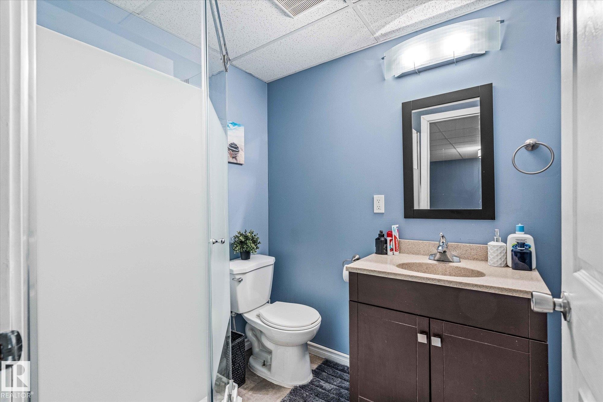 21 Fenwick Crescent, St. Albert, AB - Indoor Photo Showing Bathroom