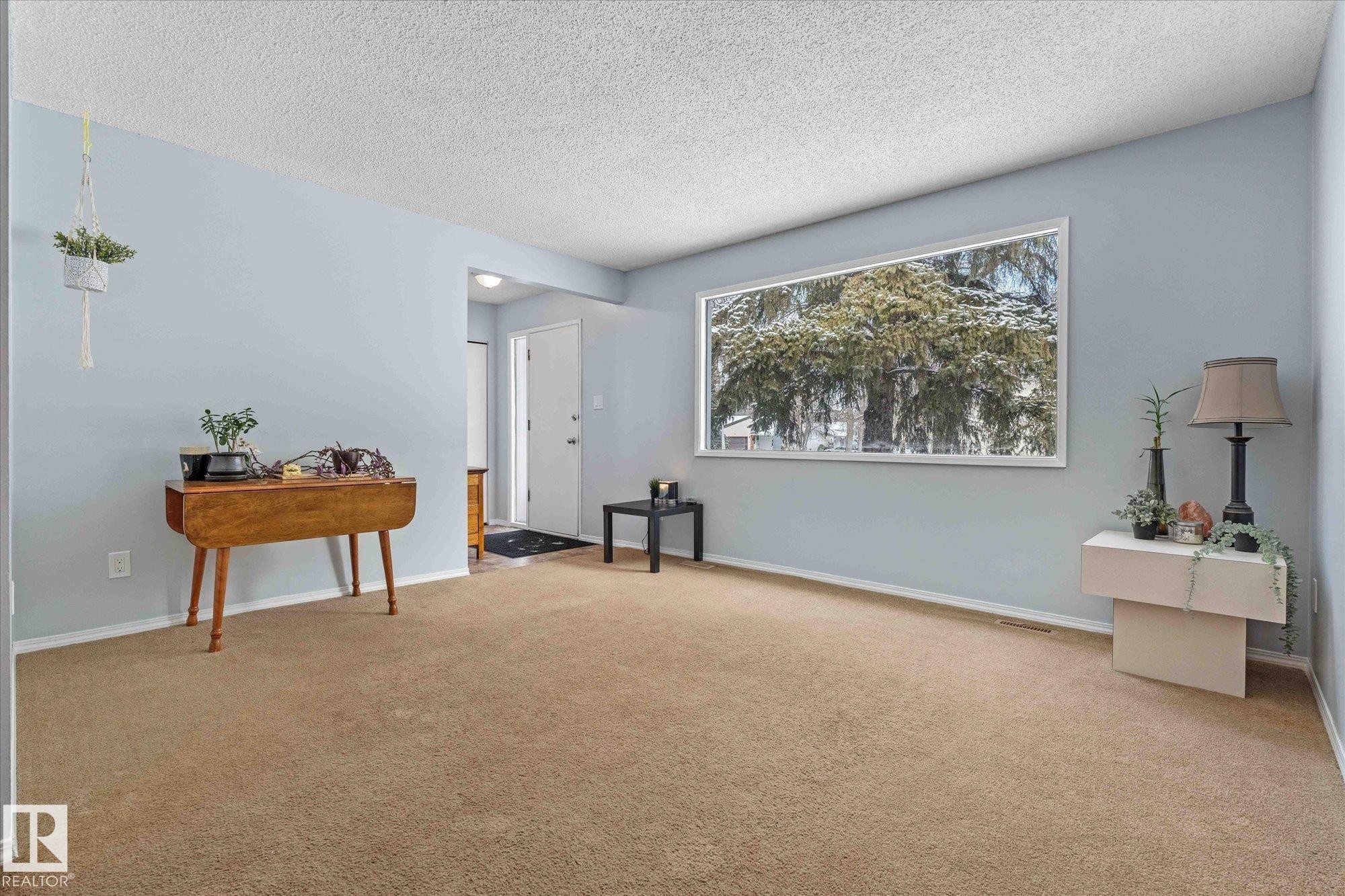 21 Fenwick Crescent, St. Albert, AB - Indoor Photo Showing Other Room