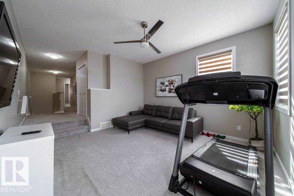 5904 Anthony Crescent, Edmonton, AB - Indoor