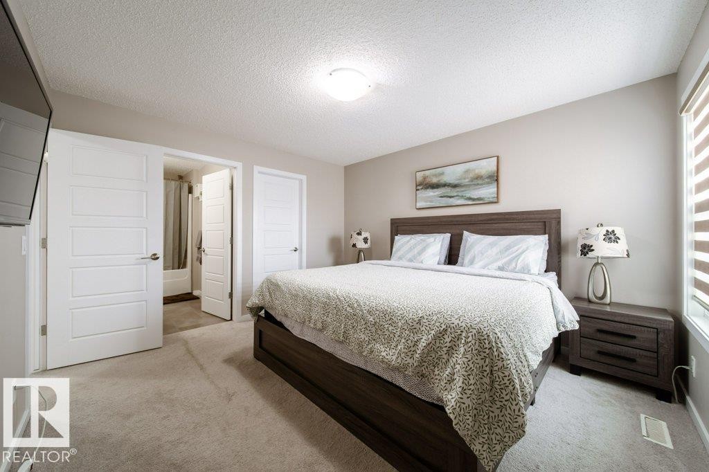 5904 Anthony Crescent, Edmonton, AB - Indoor Photo Showing Bedroom