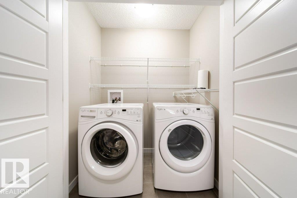 5904 Anthony Crescent, Edmonton, AB - Indoor Photo Showing Laundry Room
