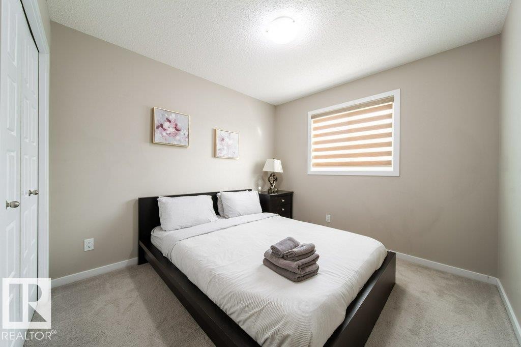 5904 Anthony Crescent, Edmonton, AB - Indoor Photo Showing Bedroom